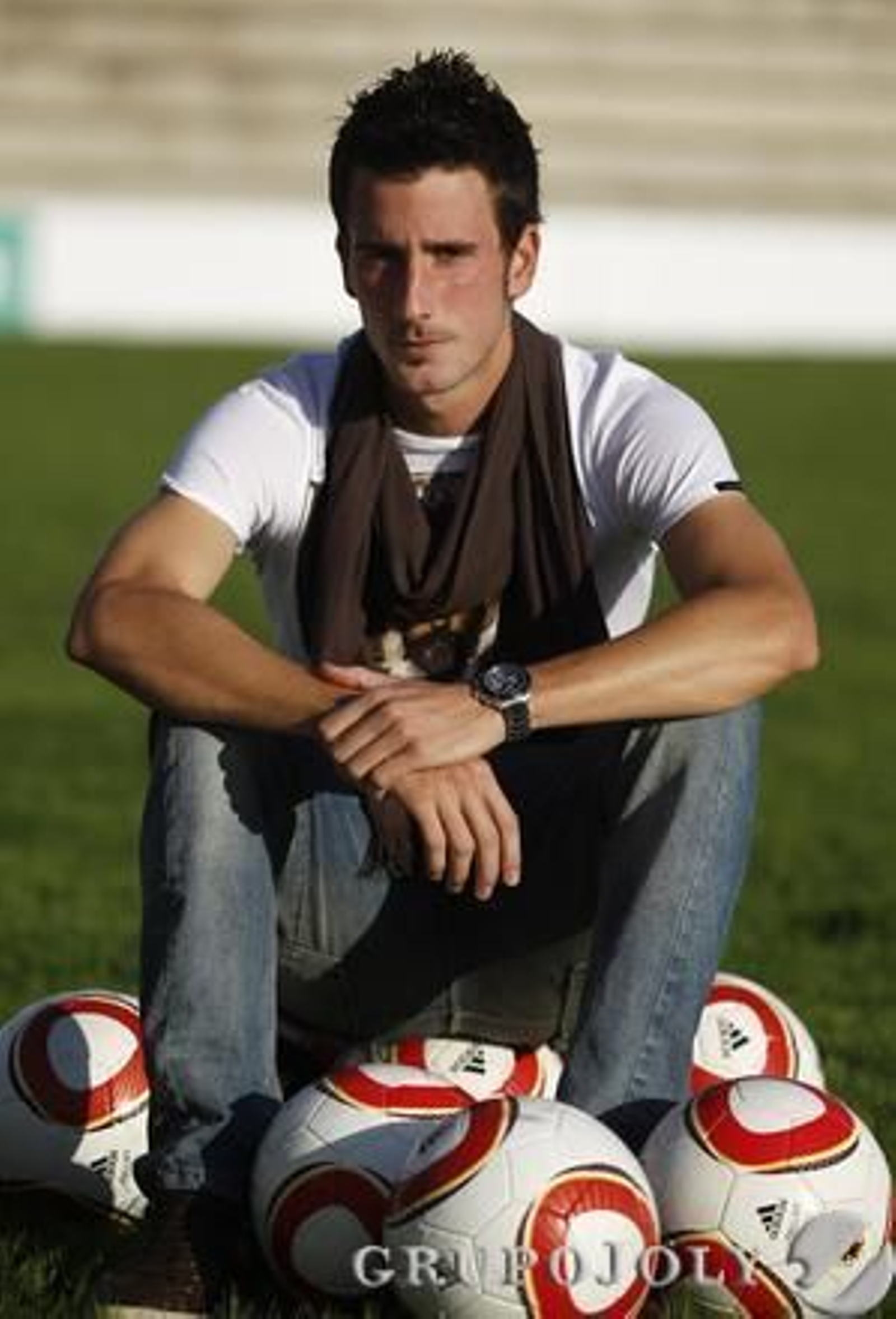 Miki Roqué, durante una entrevista concedida a 'Diario de Sevilla' tras convertirse en un fijo del primer equipo a finales de 2010. 

Foto: Antonio Pizarro