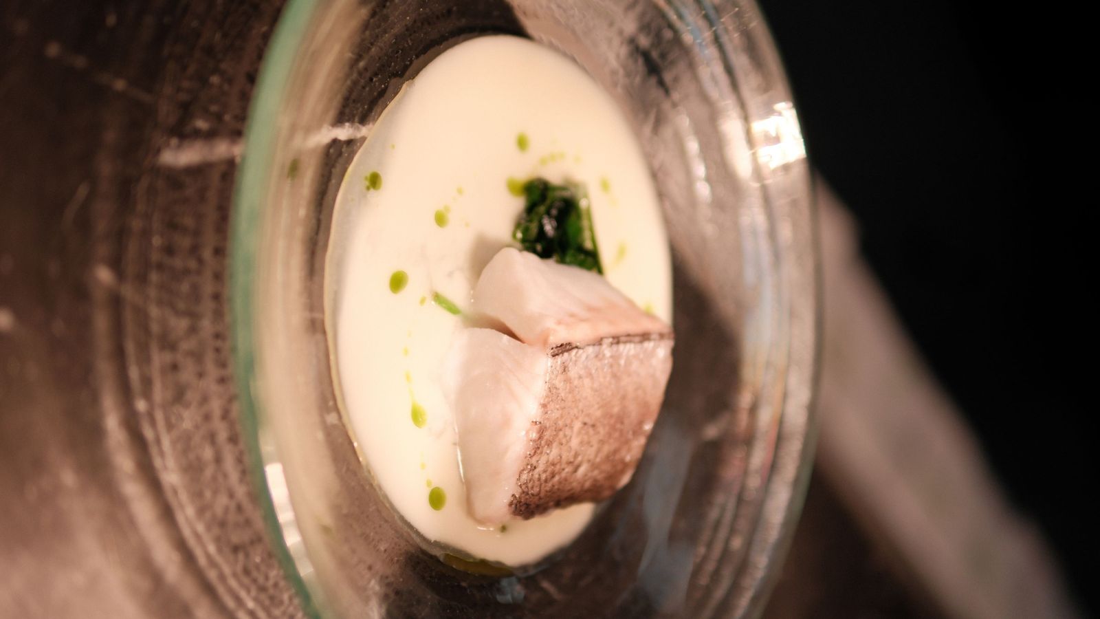 Lomo de merluza de Dani García