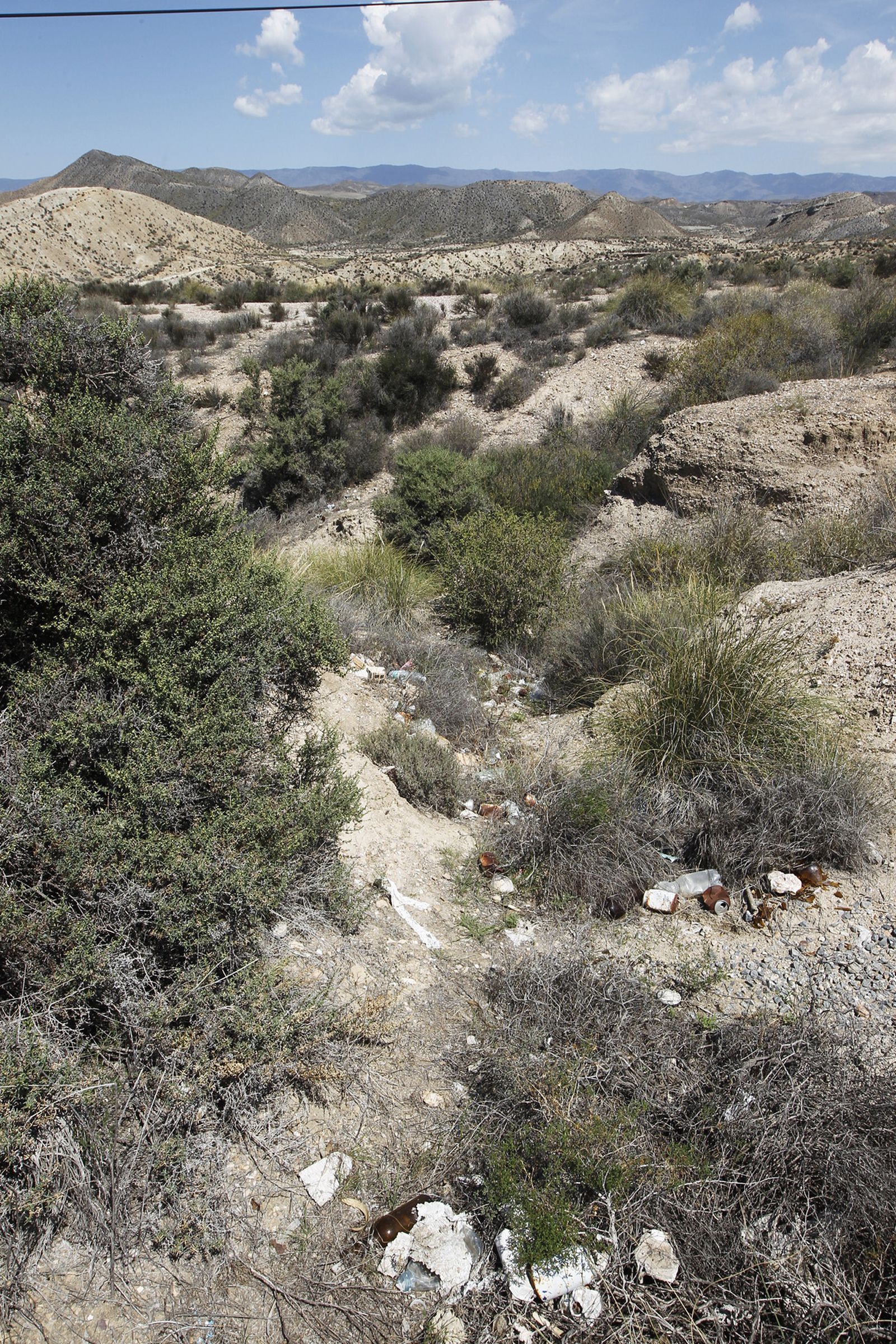 Fotogalería basura en el Desierto de Tabernas