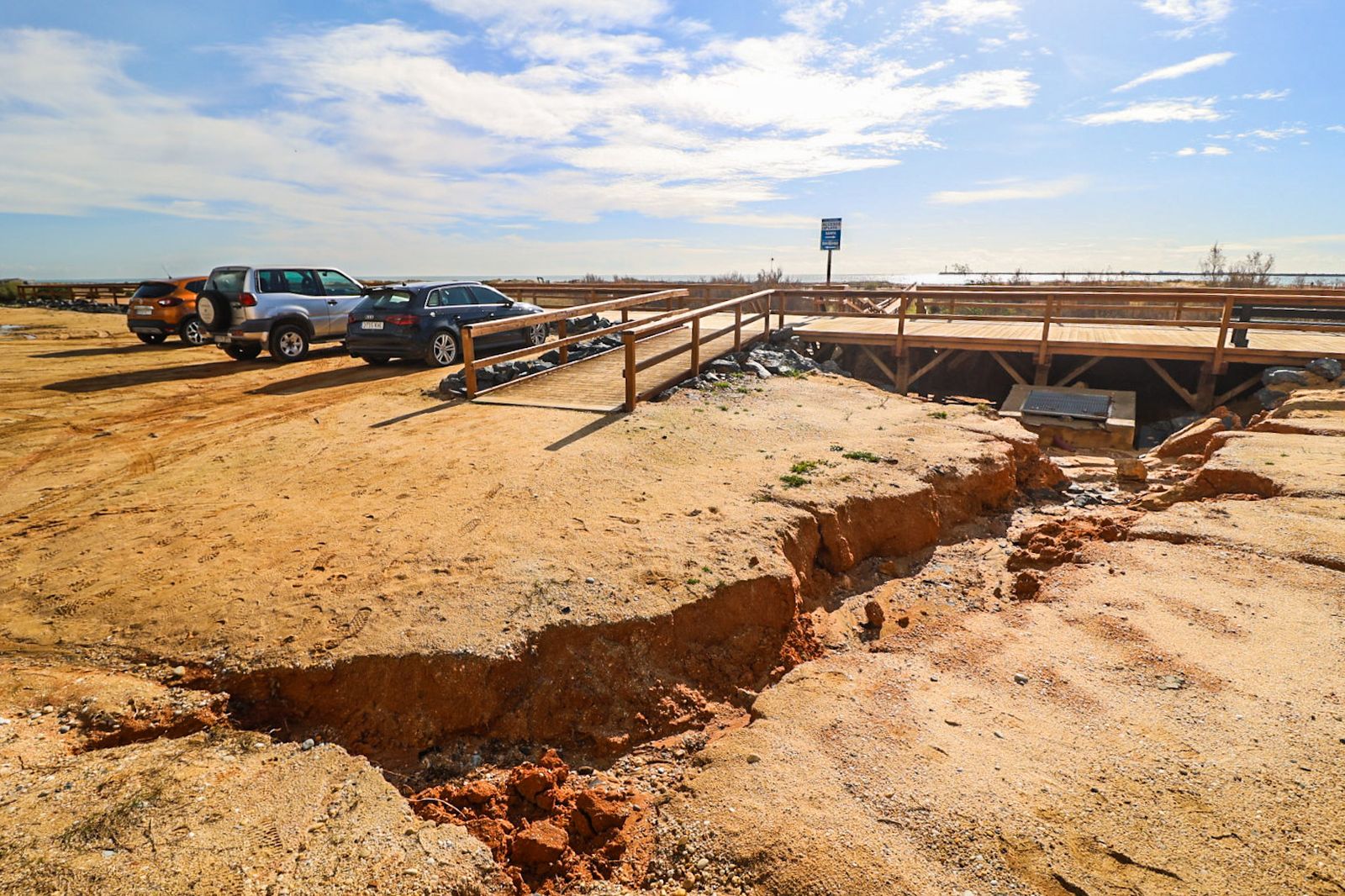 Estado de la playa de Mazagón tras los últimos temporales, en fotografías