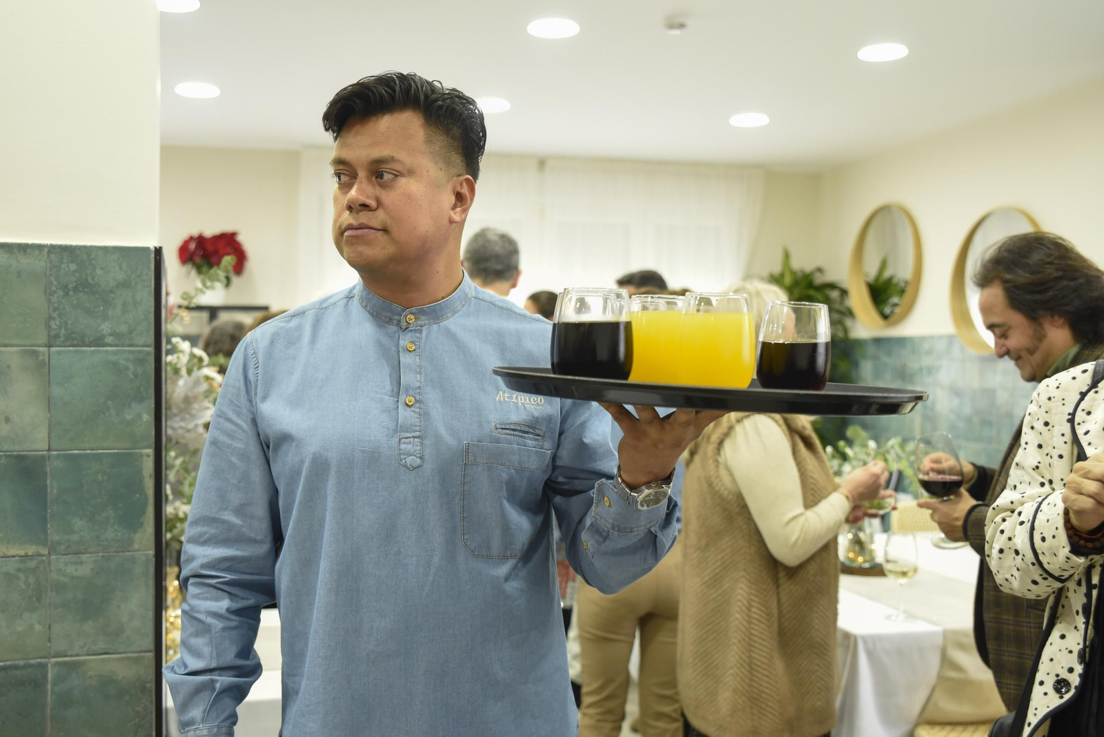 Fotos de la apertura del restaurante solidario Atípico de Betania en La Línea