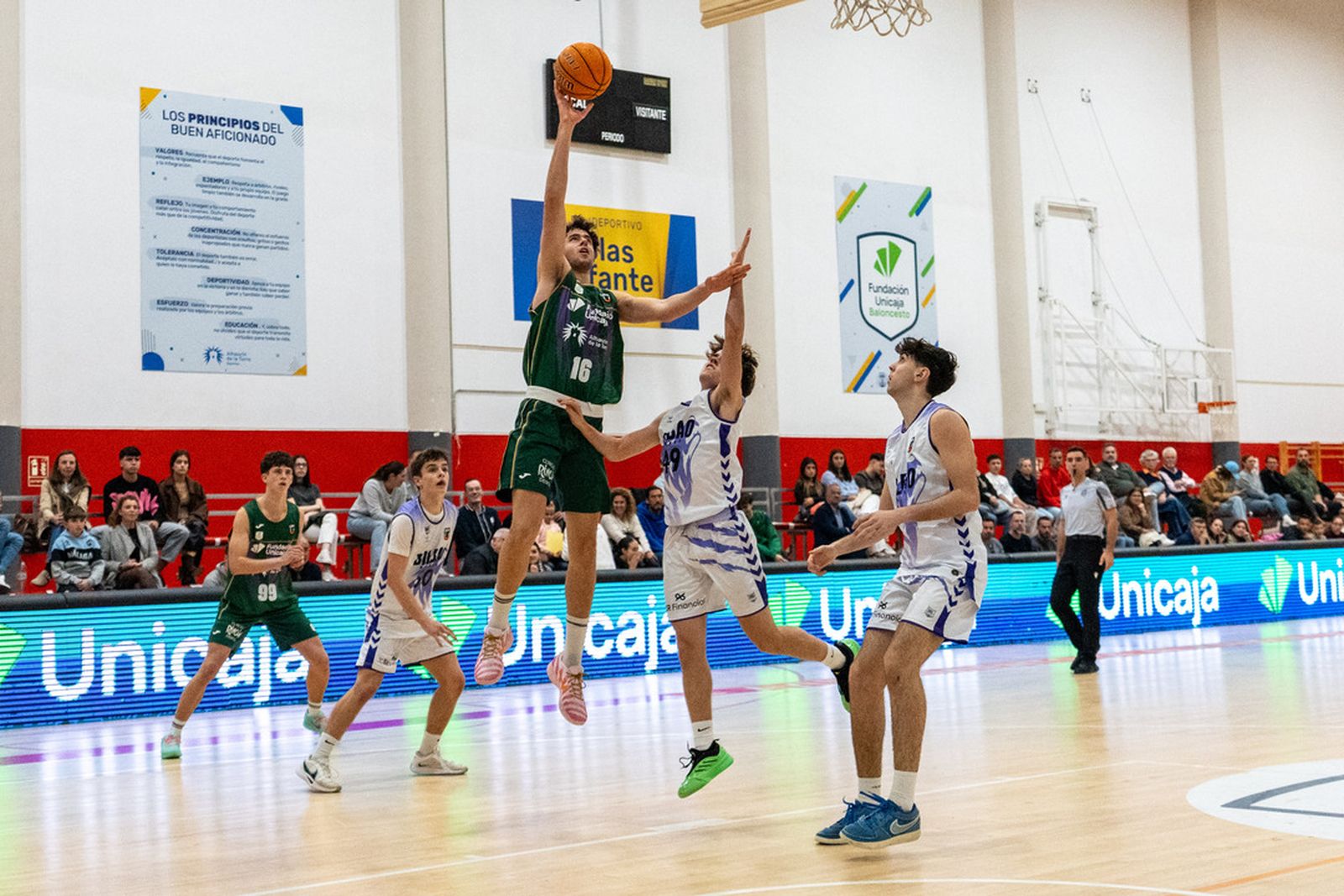 Liga U22: El Unicaja vence al Bilbao Basket con un estelar Alonso de la Iglesia (86-66)