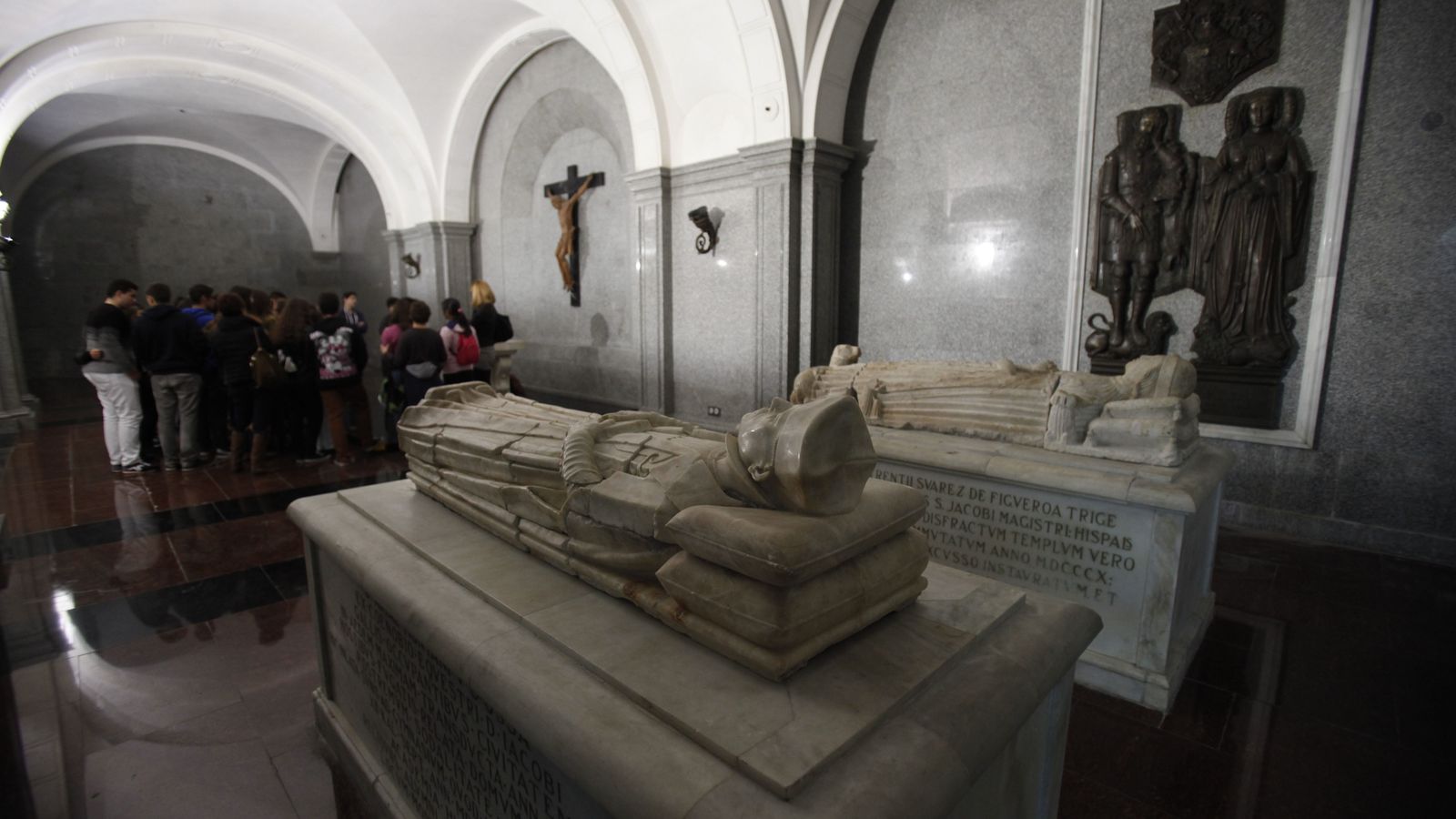 Visita al Panteón de los Sevillanos Ilustres.