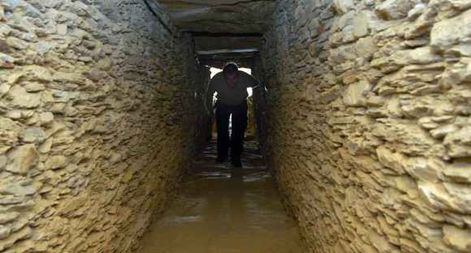 Un estudio señala que las grandes losas del dolmen de La Pastora proceden de Coria o Puebla del Río