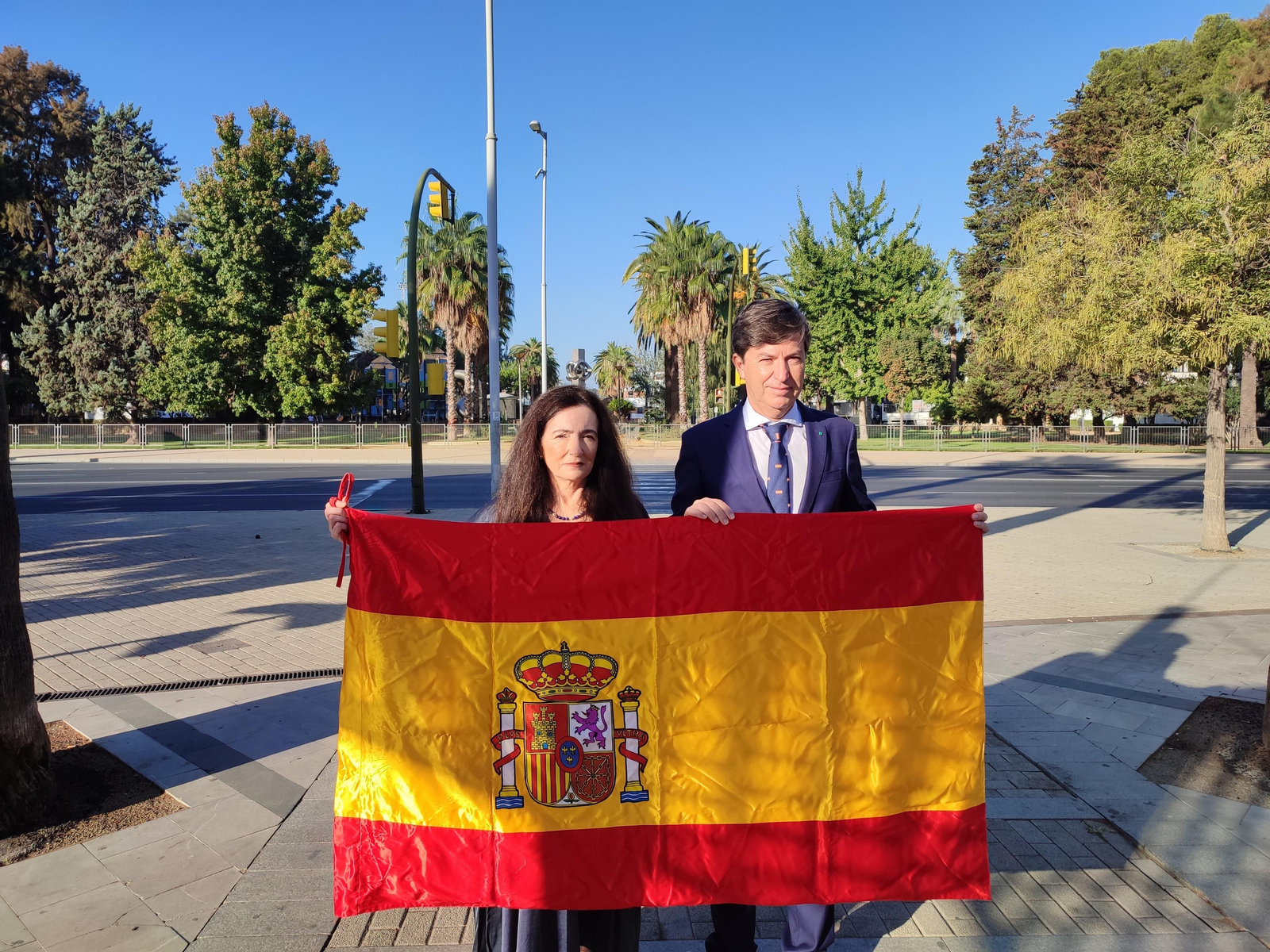 Vox pide al Ayuntamiento de Huelva que instale la bandera de España en la Plaza 12 de Octubre