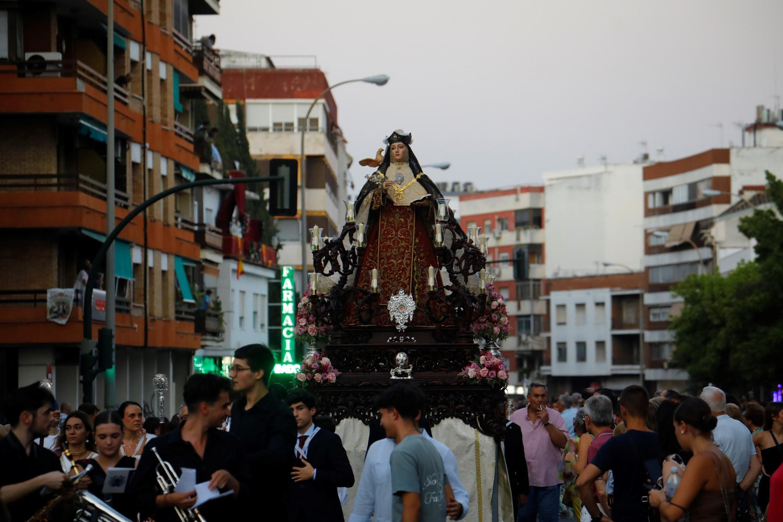 Las mejores fotos de la procesión de la Virgen del Carmen de San Cayetano de Córdoba