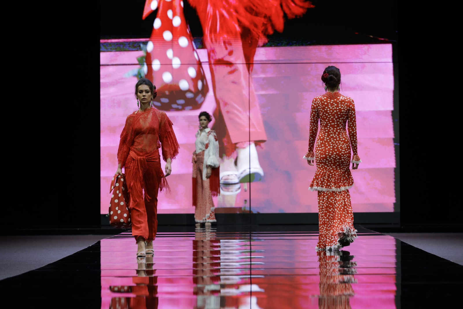 Desfile de Manuel Odriozola en SIMOF 2025, todas las fotos