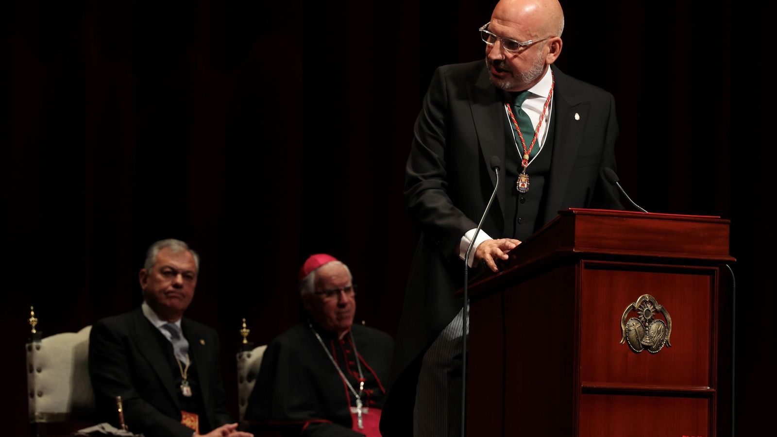 Las imágenes del pregón de la Semana Santa de Sevilla con José Joaquín León