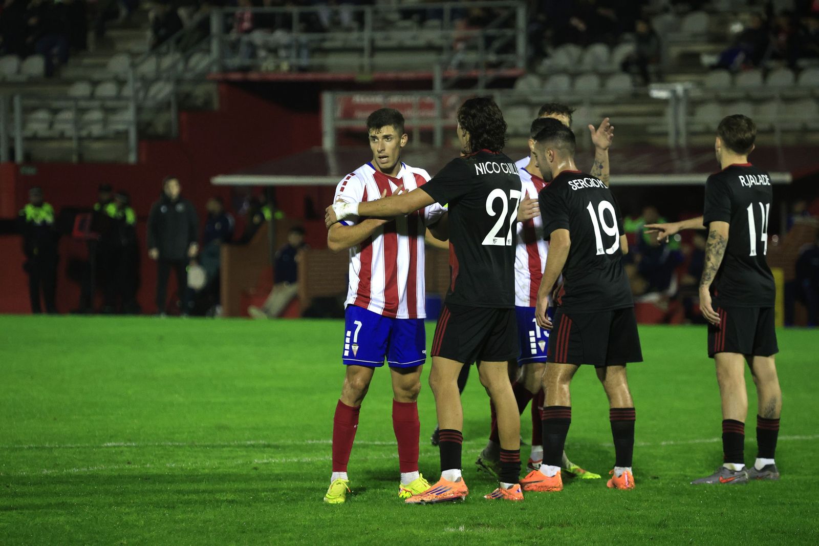 Las mejores fotos del Algeciras - Sevilla Atlético de Primera Federación