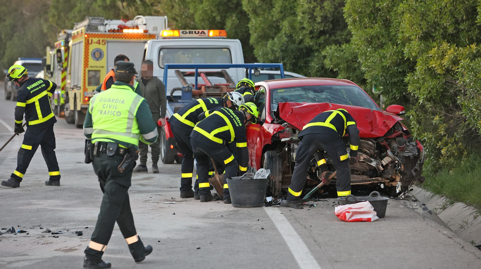 Grave accidente de tráfico en la carretera de Cartuja en Jerez