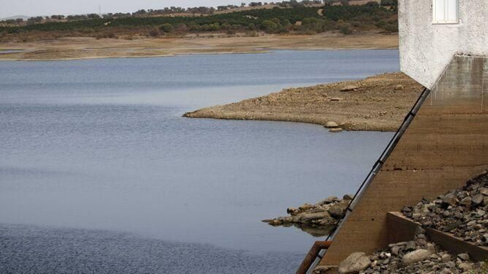 Embalse del río Piedras.