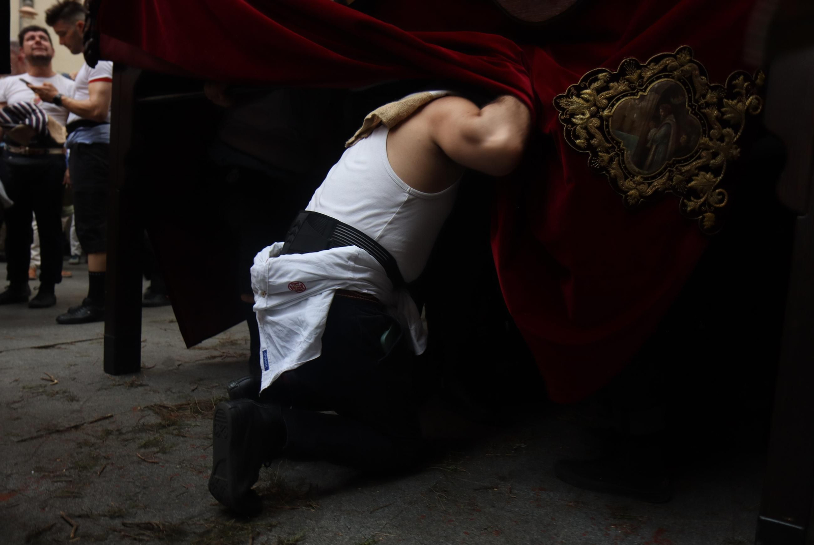 Traslado del misterio de la Cena al Palacio Arzobispal