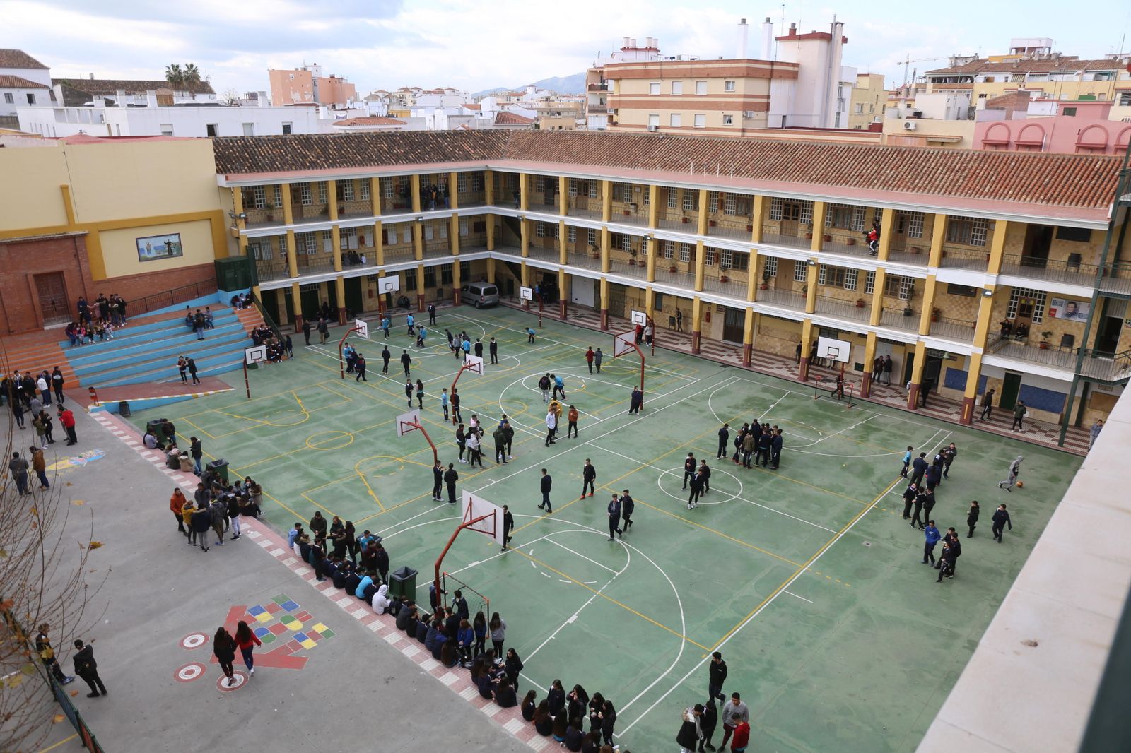 Patio de un colegio concertado de la capital malagueña.