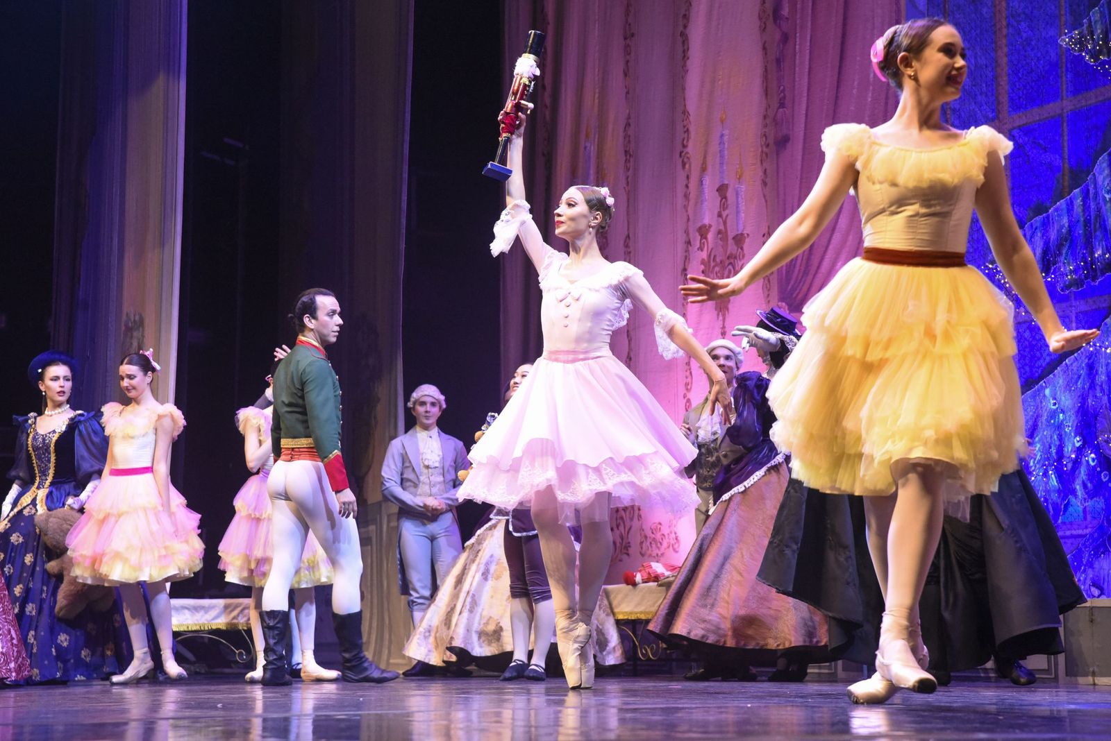 Las fotos de "El Cascanueces", por el ballet de Kiev, en La Linea