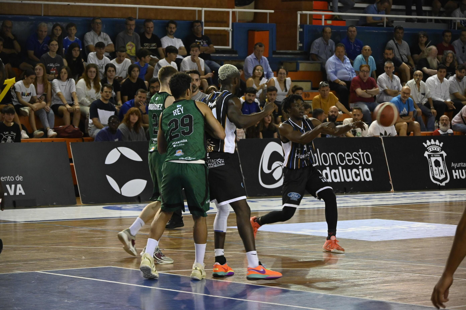 2 Jornada de la fase final de ascensos a LEB Plata entre el Huelva Comercio y el Ucoga Seguros Chantada
