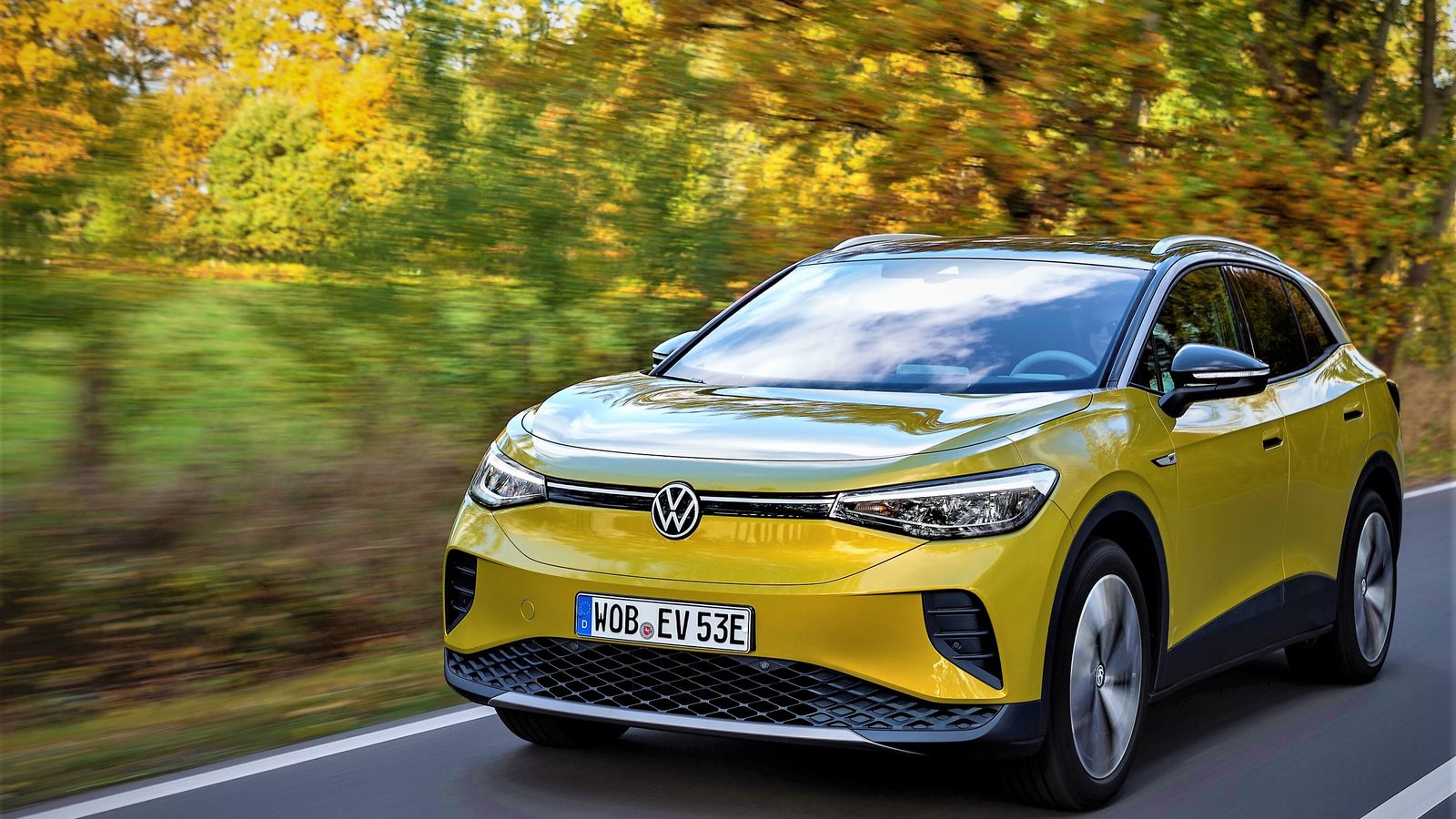 En 2035 no se podrán matricular coches nuevos con motores de combustión, incluidos híbridos, pero según el presidente de Volkswagen Group España, aún hace falta sumar más infraestructuras de carga para el coche eléctrico.