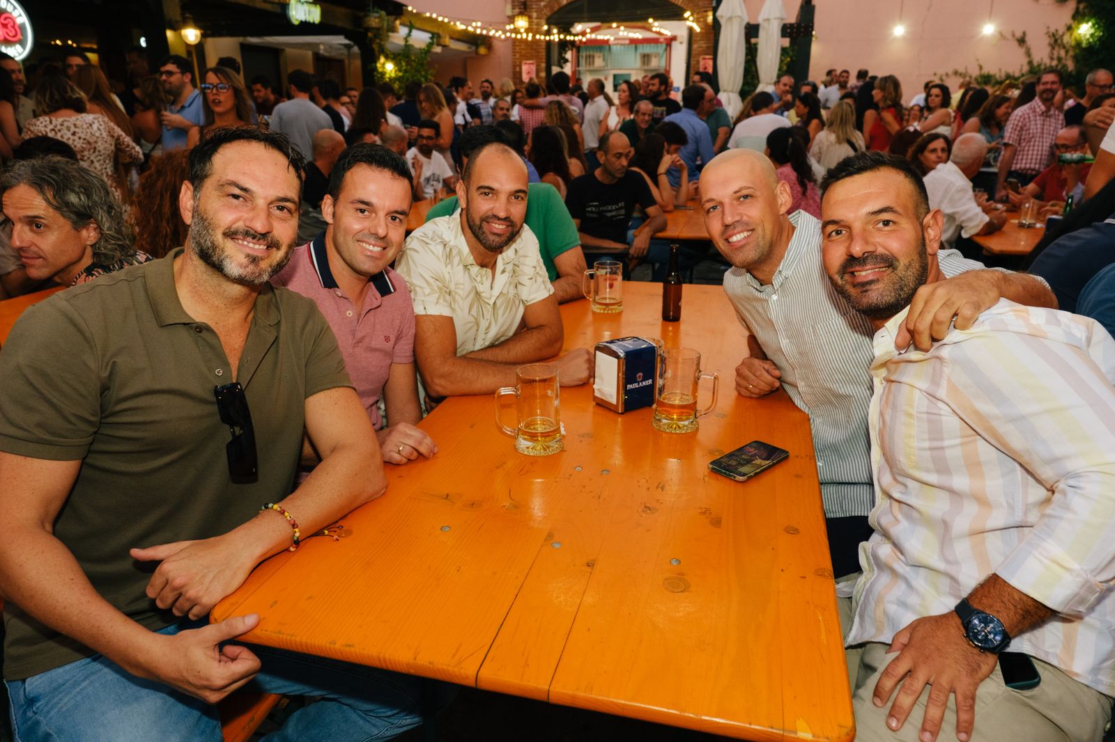 Búscate en el OktoberFest de Plaza Canterbury del viernes día 29 de septiembre