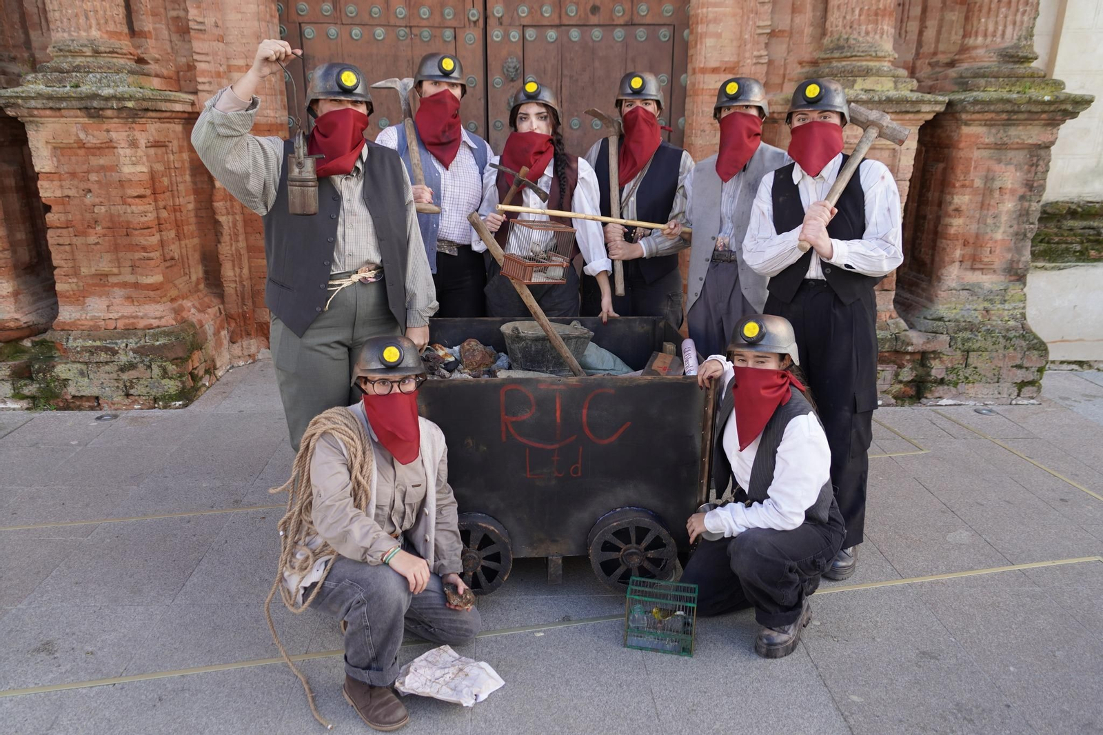 Así se disfrazaron los moguereños para la Feria de Época 1900 de Moguer