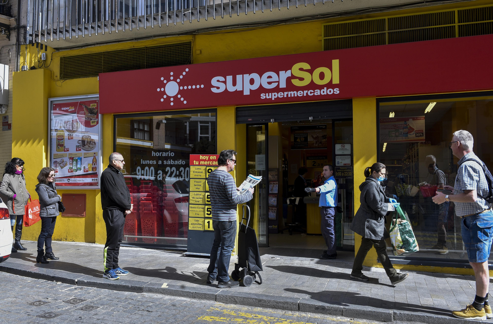 Las imágenes del estado de alarma en Sevilla