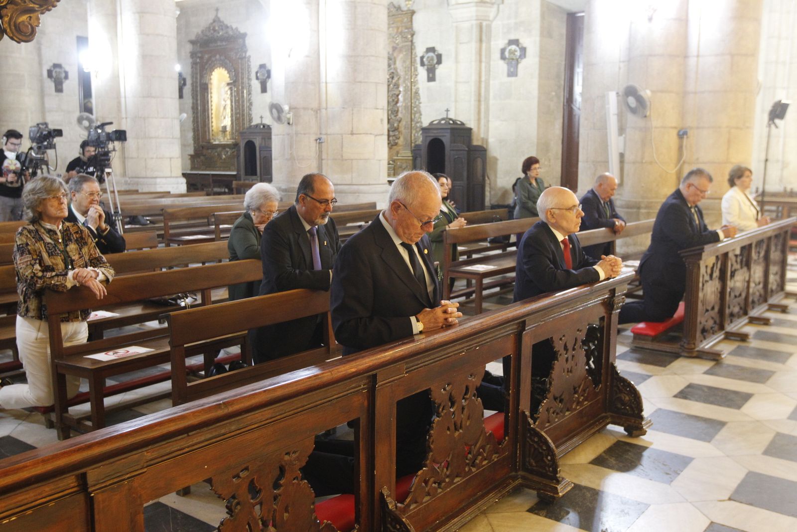 Fotogalería misa V Centenario Hermandad Virgen del Mar. Almería