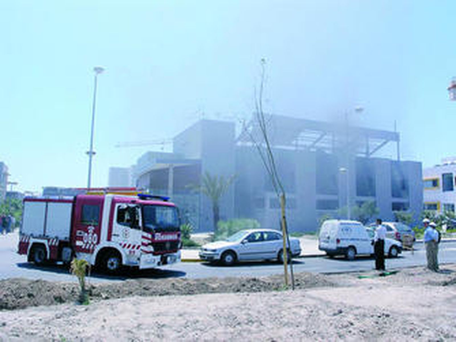 El incendio fue sofocado en pocos minutos por los bomberos.