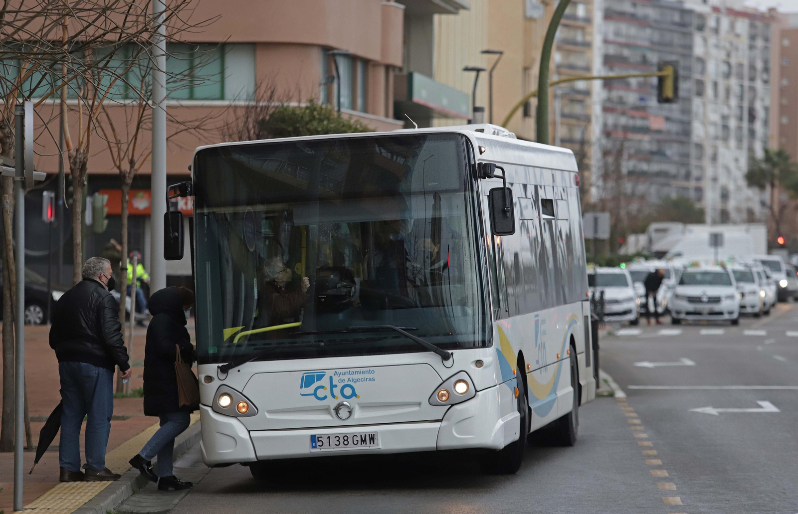 Un autobús del servicio urbano de Algeciras.