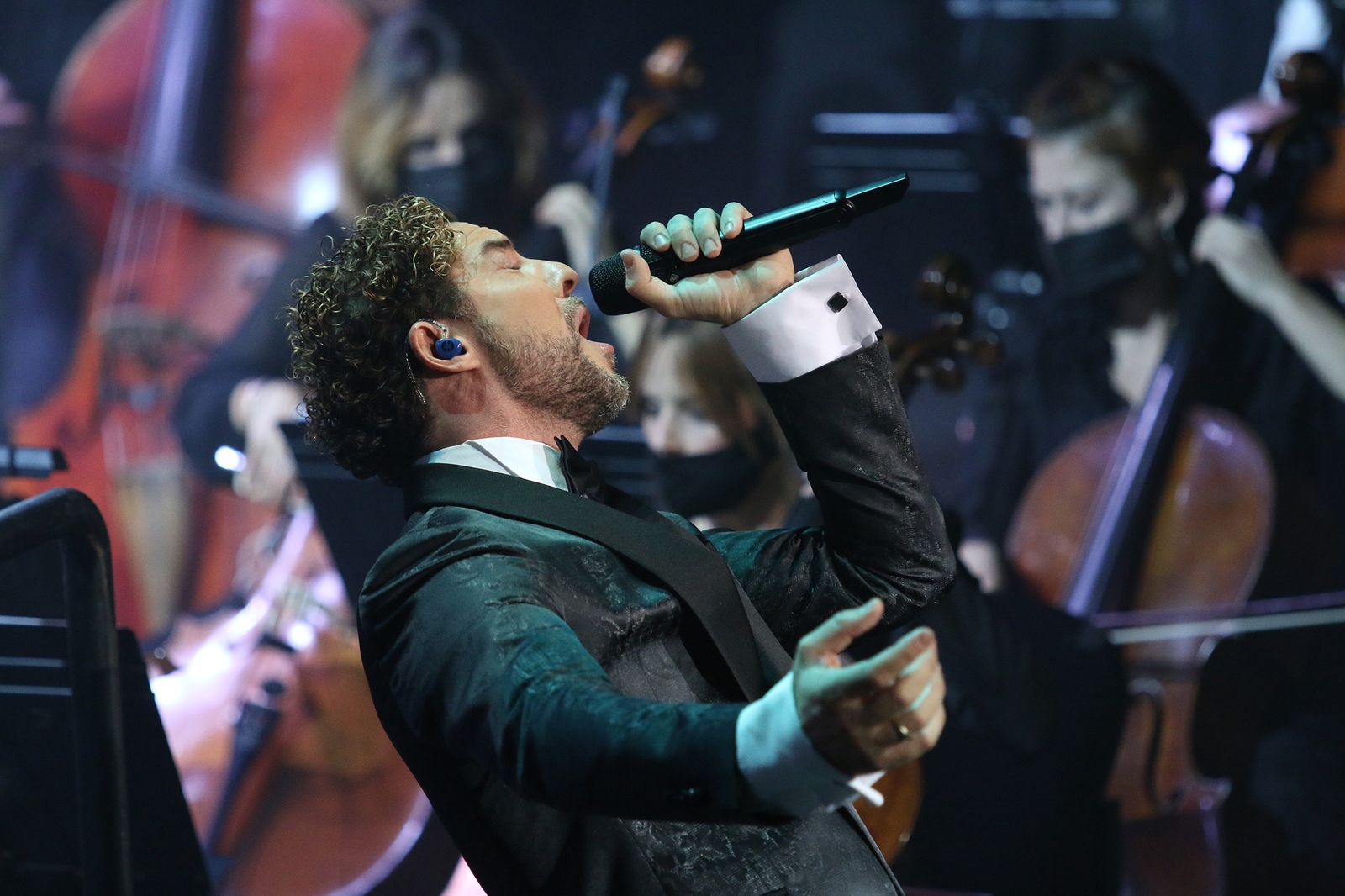 Fotogalería del concierto 'David Bisbal Filarmónico by Cosentino'