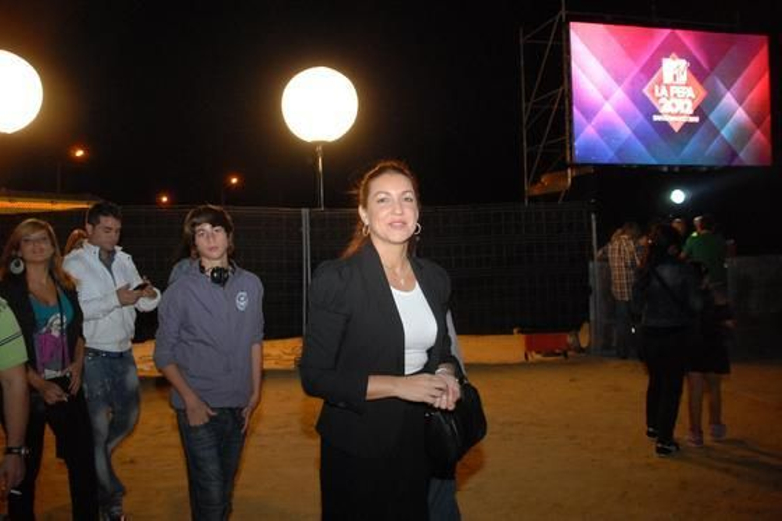 Miles de personas asisten al macroconcierto de la MTV en San Fernando. /Fotos: Rioja · Elías Pimentel