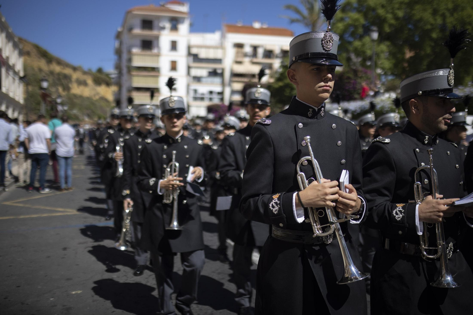 Imágenes de la salida extraordinaria de La Borriquita por las calles de Huelva