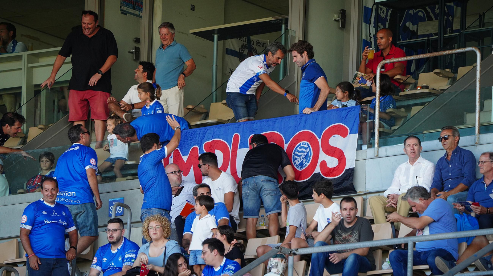 Búscate en el partido del Xerez DFC - Atco. Mancha Real