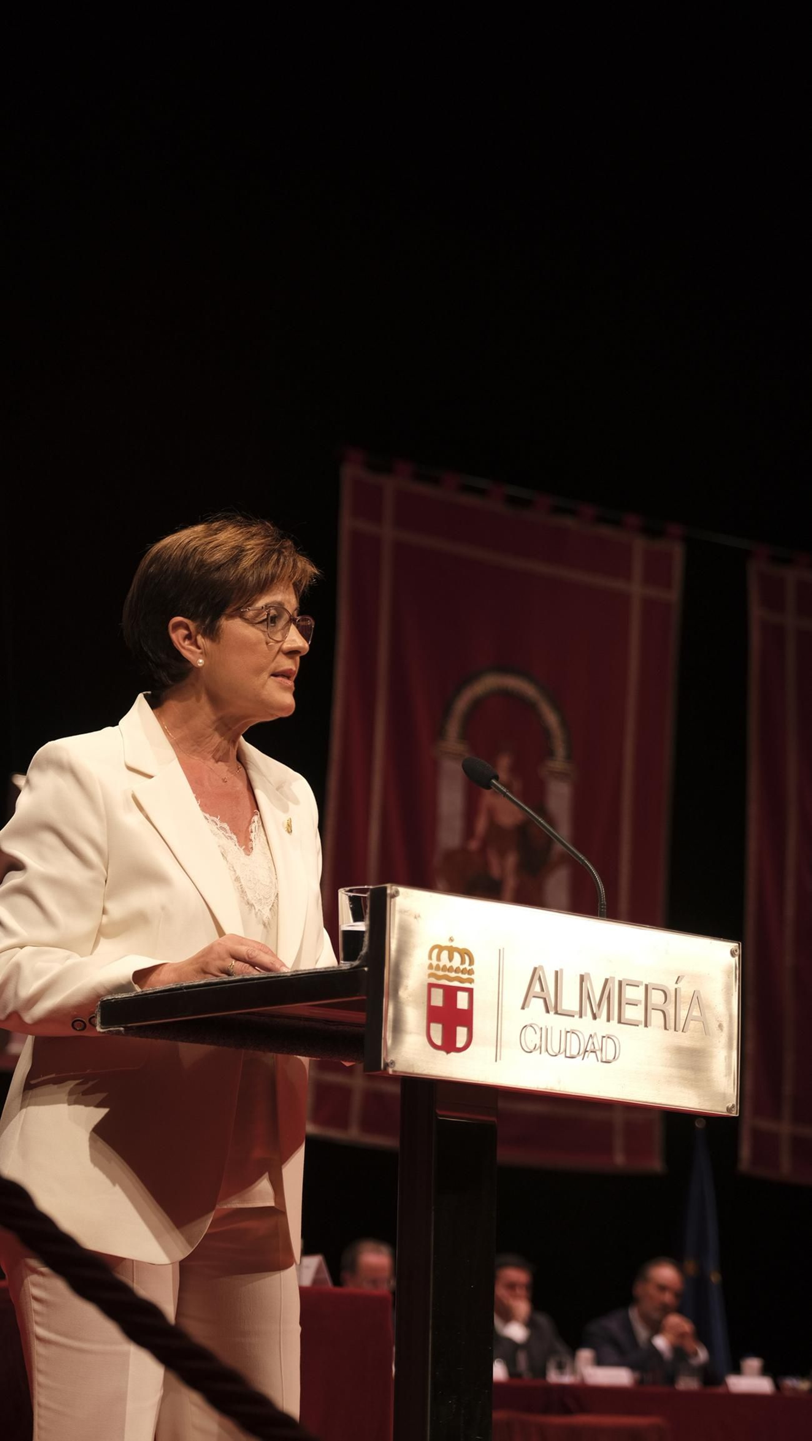 Imágenes de la constitución de la Corporación Municipal de almería, con María Vázquez como Alcaldesa