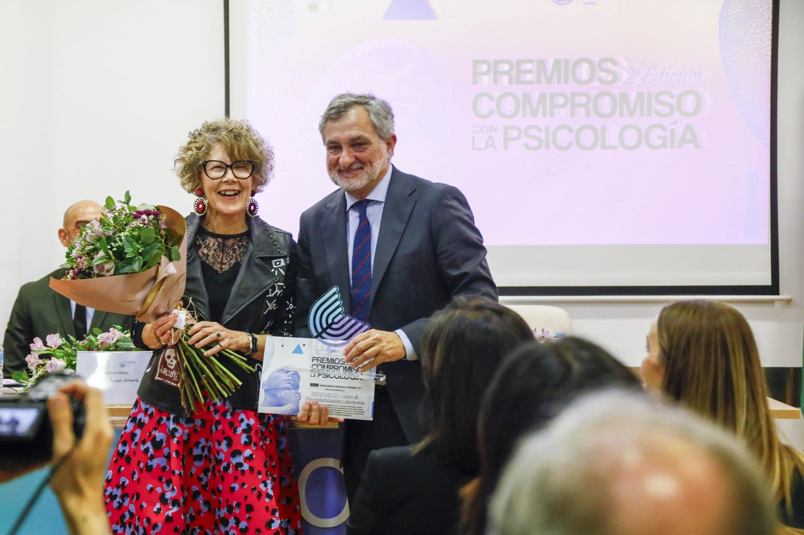 Las imágenes de la entrega de los Premios Compromiso con la Psicología en la sede del COPAO en Almería