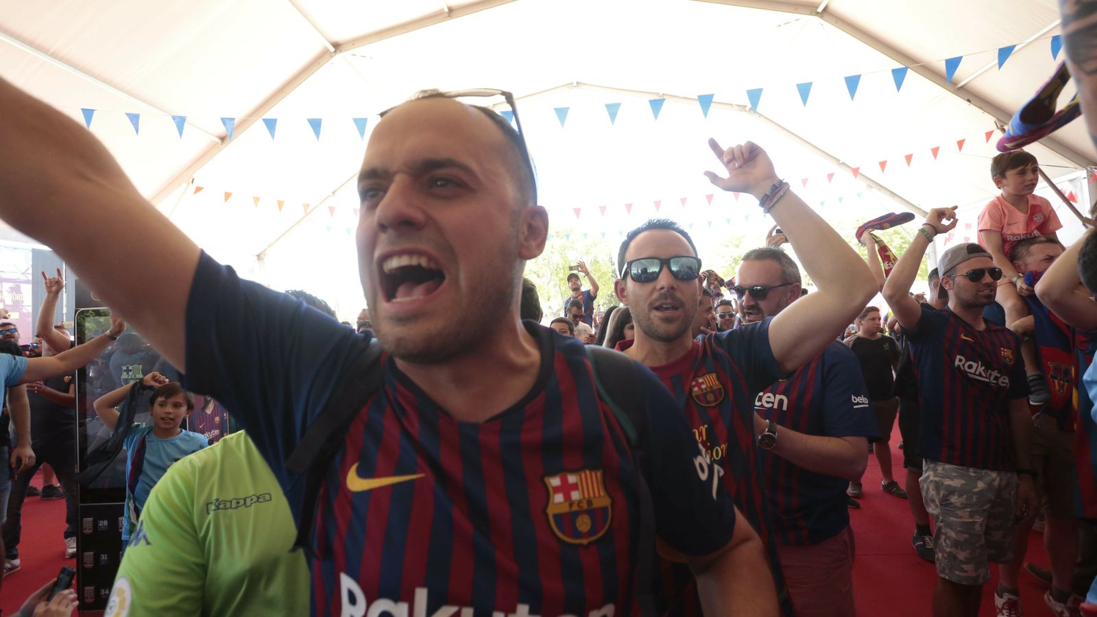 Las imágenes de la afición del Barcelona