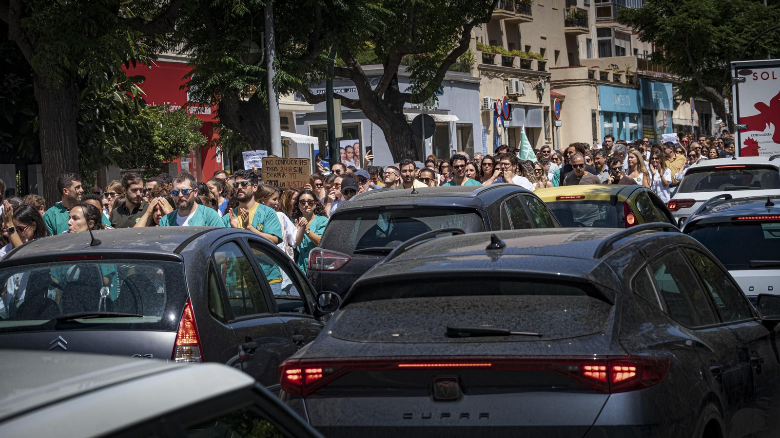 Las imágenes de la jornada de huelga de médicos en Cádiz