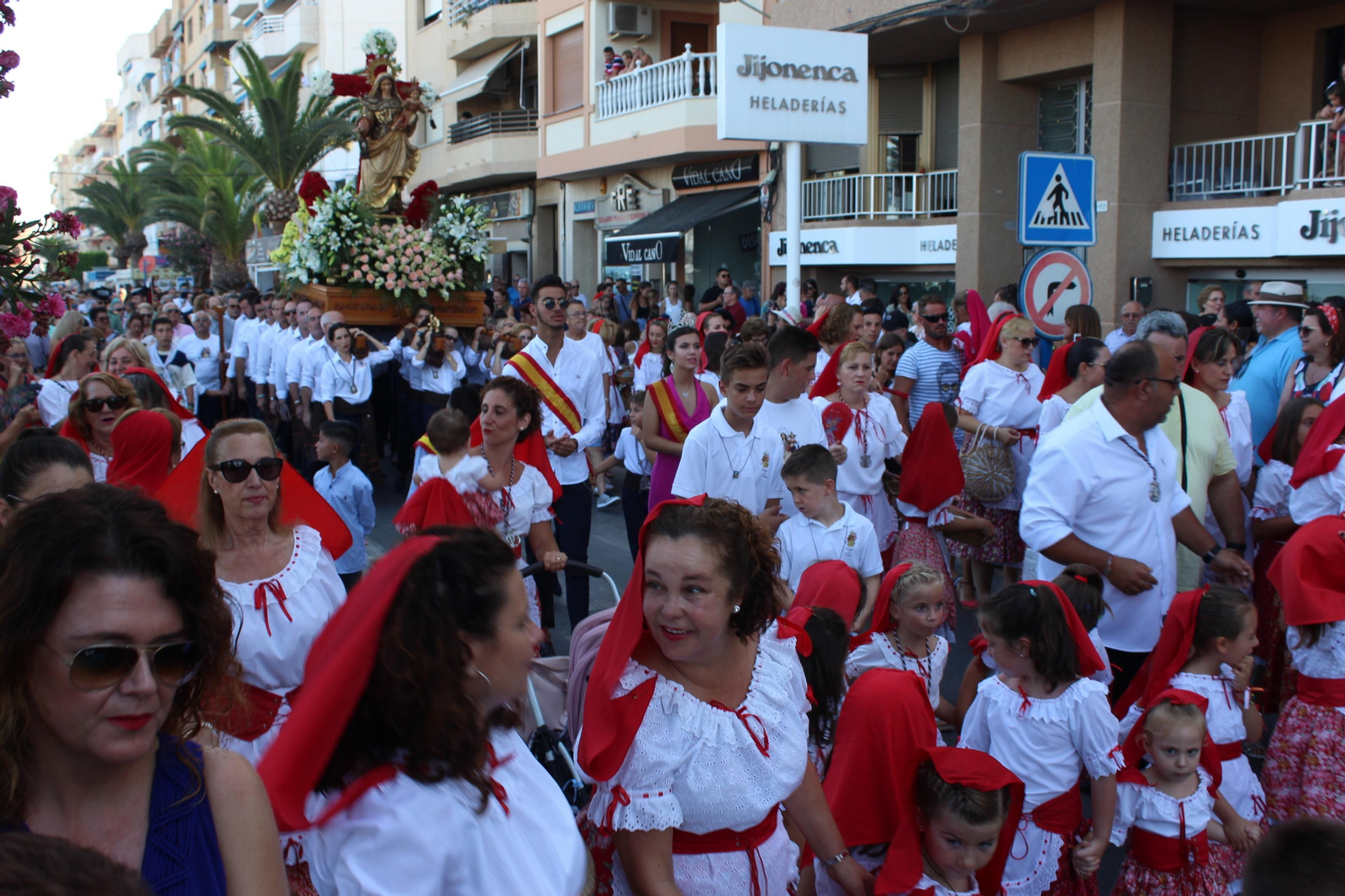 Imágenes de la procesión de la Virgen del Carmen en Garrucha