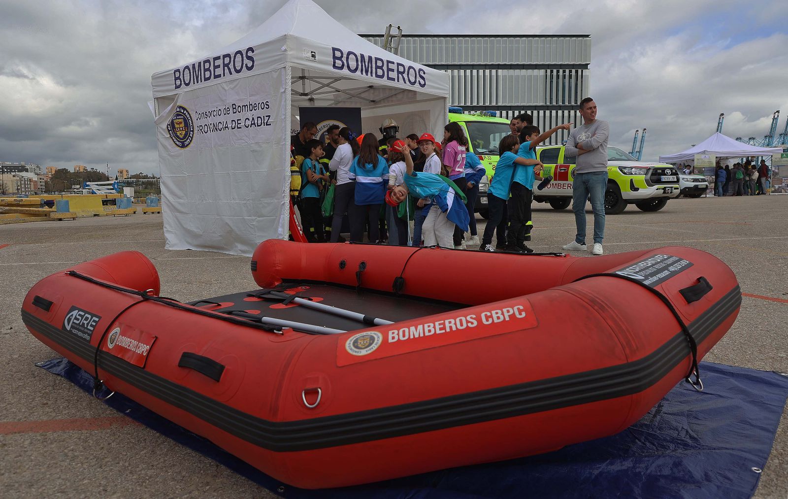 Imágenes del Día Europeo del 112 celebrado en el Puerto de Algeciras