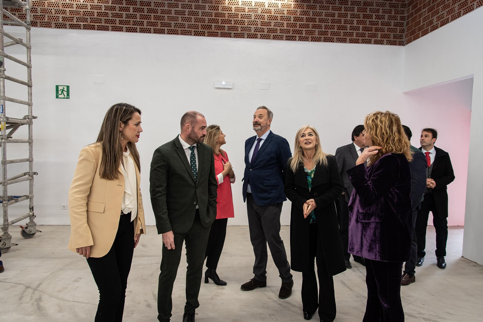 Imágenes de la visita de la Consejera de Desarrollo Educativo y Formación Profesional al nuevo colegio del Ensanche