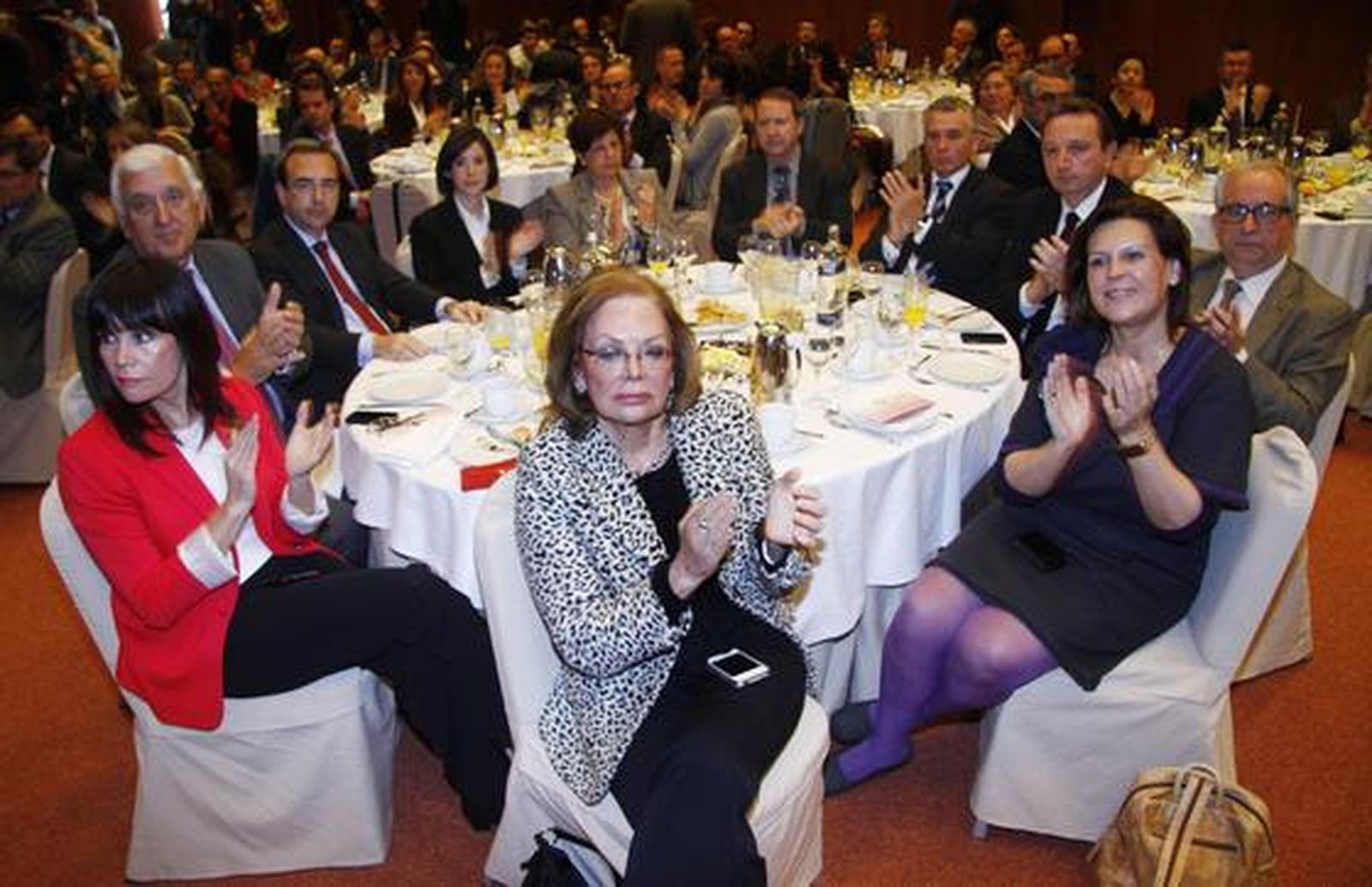 Micaela Navarro, Santiago Herrero, Juan Carlos Fernández, Rosa María Castillejo, Josefina Cruz, Juan Cano, Paulino Plata, Manuel Recio, José Aguilar, Rosa Torres y Amparo Rubiales.

Foto: Juan Carlos Vazquez y Victoria Hidalgo