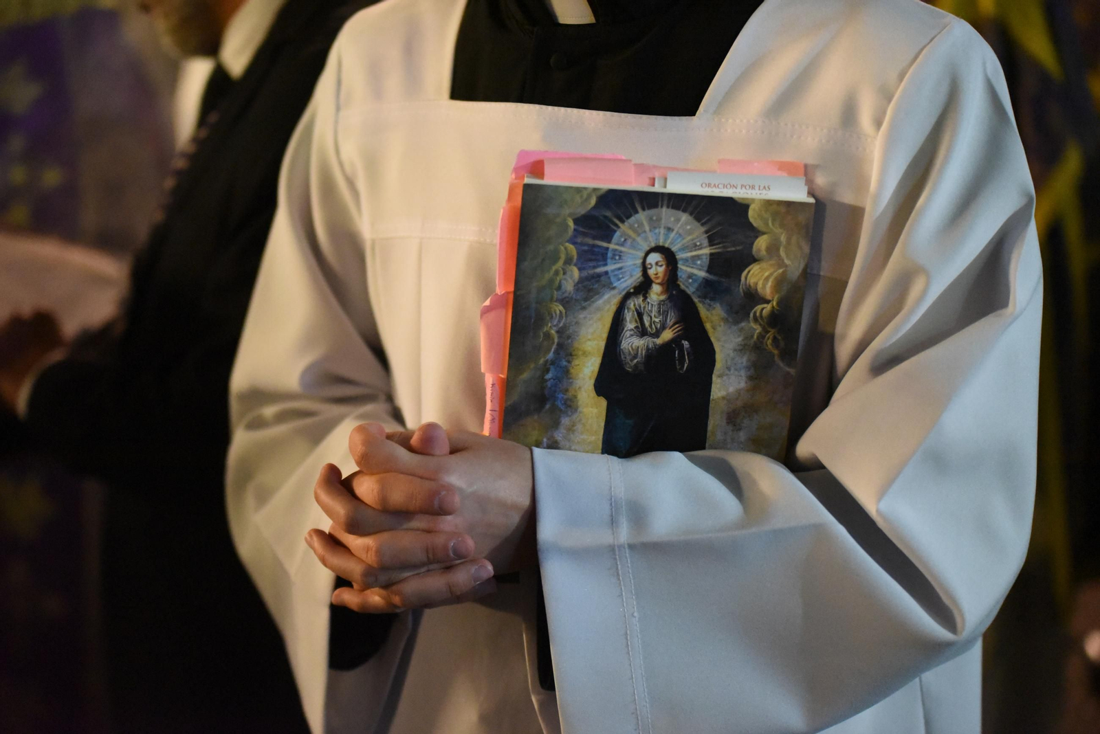Las mejores fotos de un Viernes de Dolores de vía crucis como prólogo de la Semana Santa de Córdoba