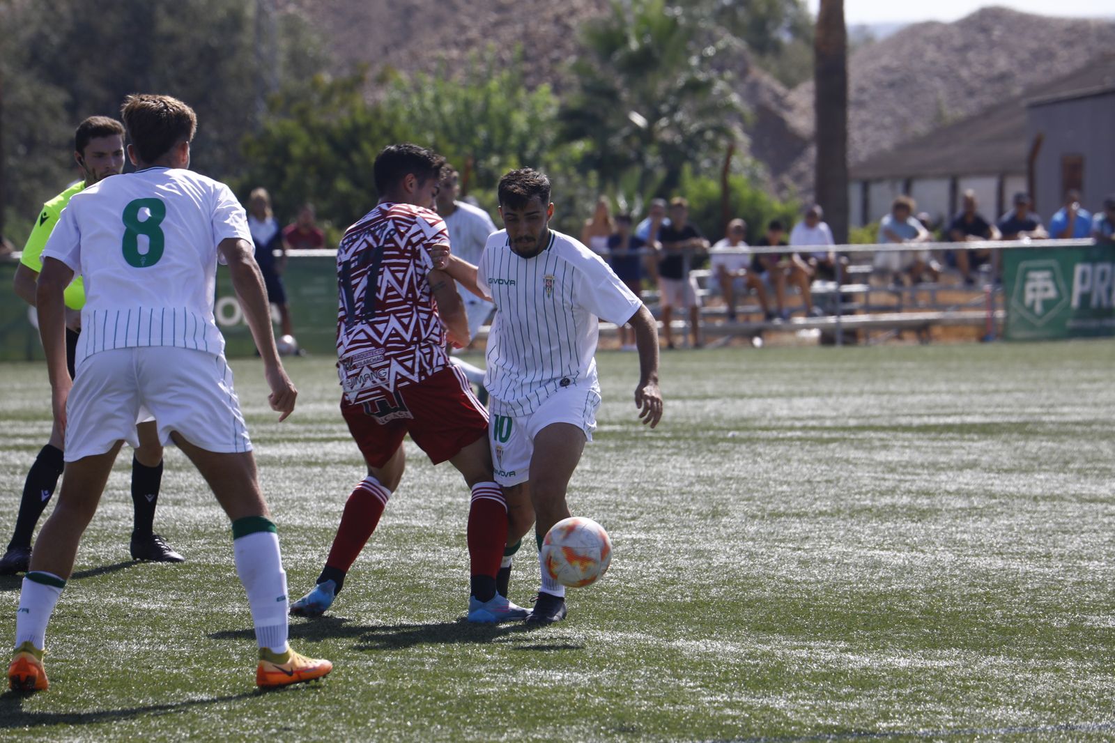 Imágenes del Córdoba B-Xerez CD en la Ciudad Deportiva (0-0)