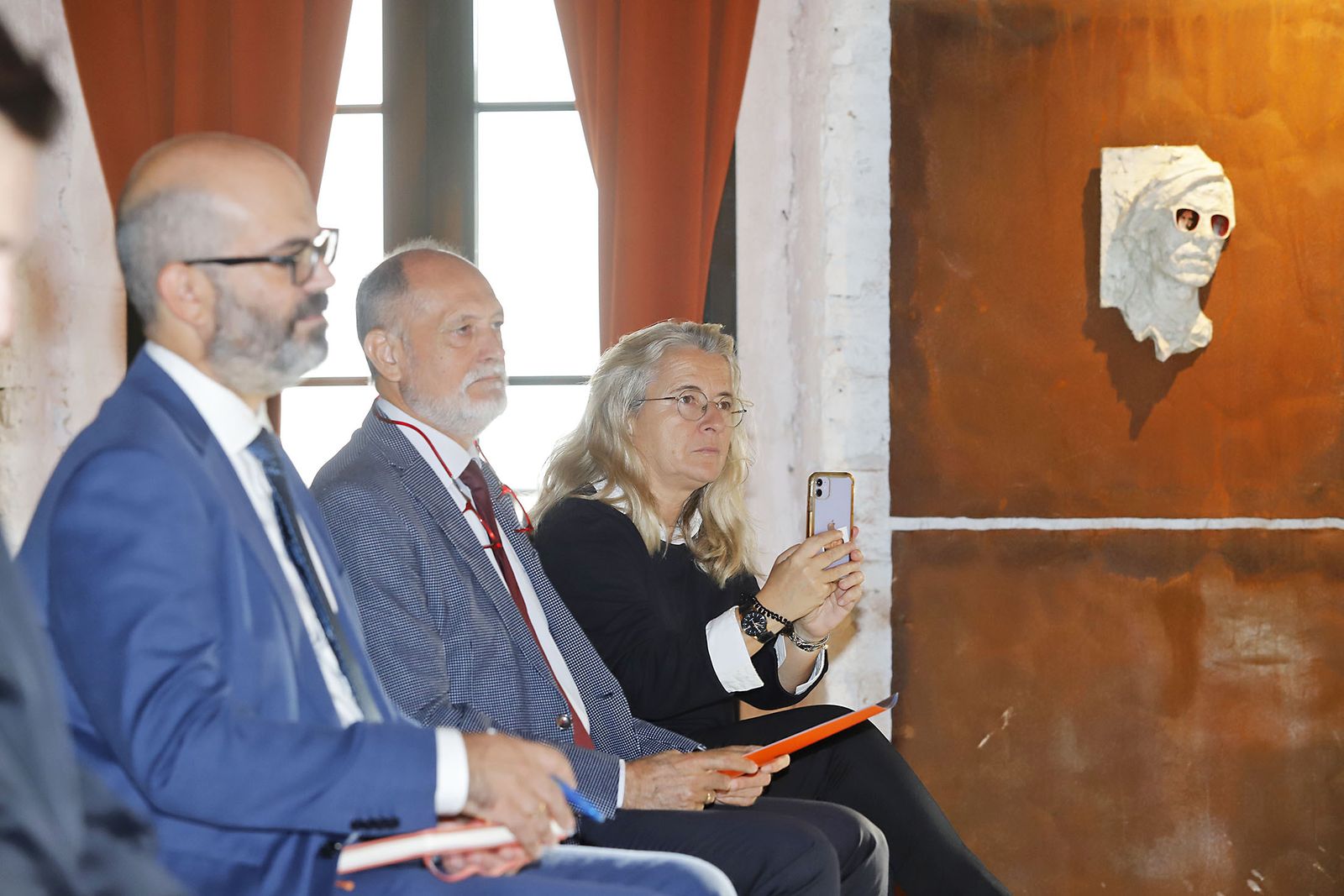 Imágenes del Foro Gerardo Rojas de Huelva Información