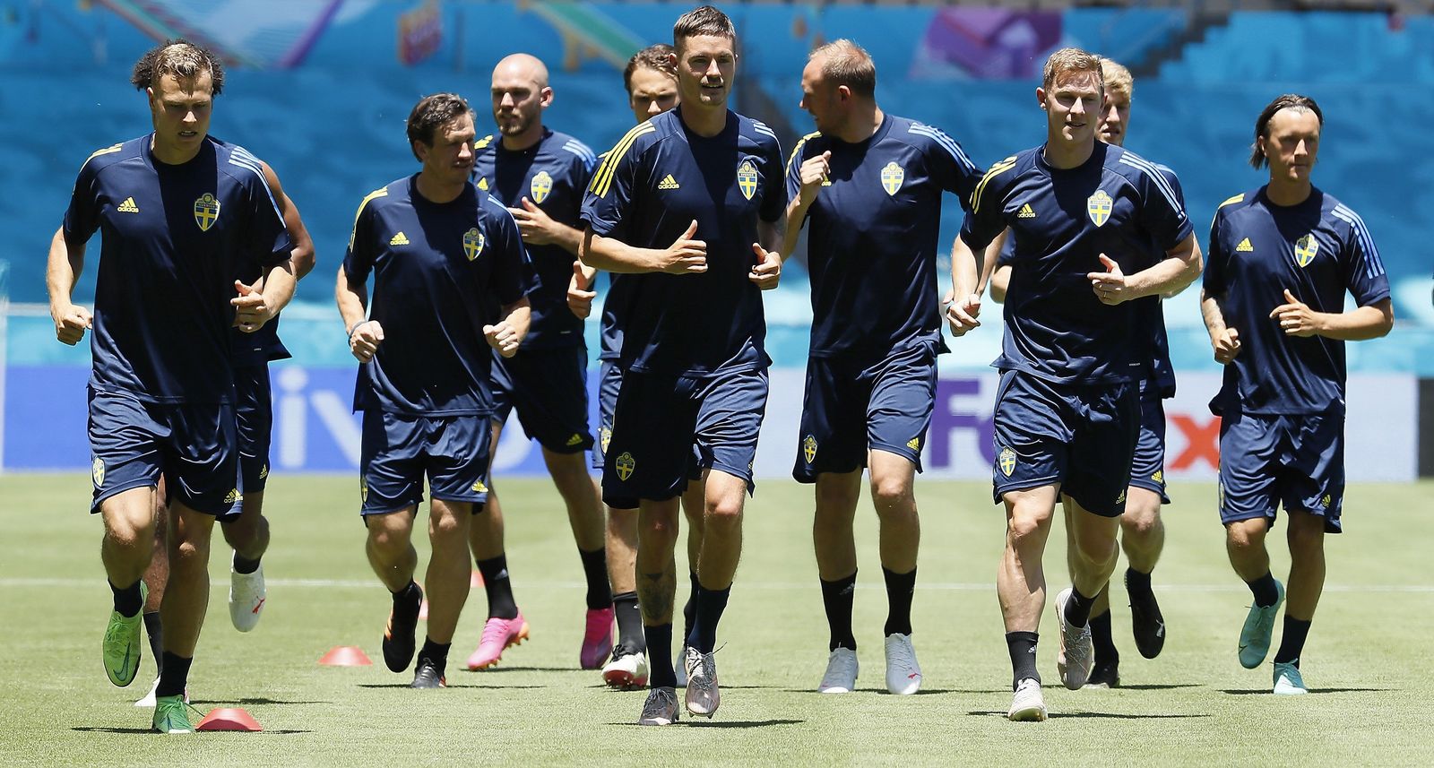 ¡Suecia entrena a las 14:30 en La Cartuja con 33 grados!