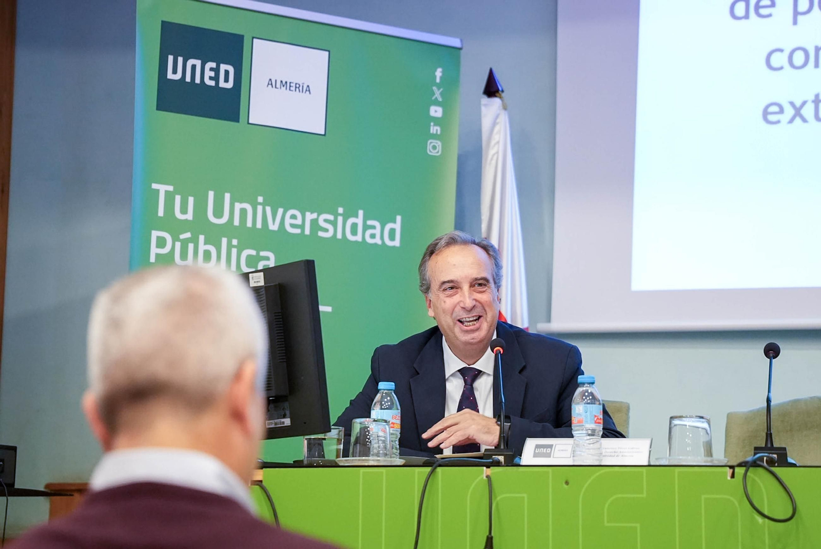 Las imágenes de la III Jornada de Tráfico, Seguridad Vial y Medicina Legal de la UNED de Almería