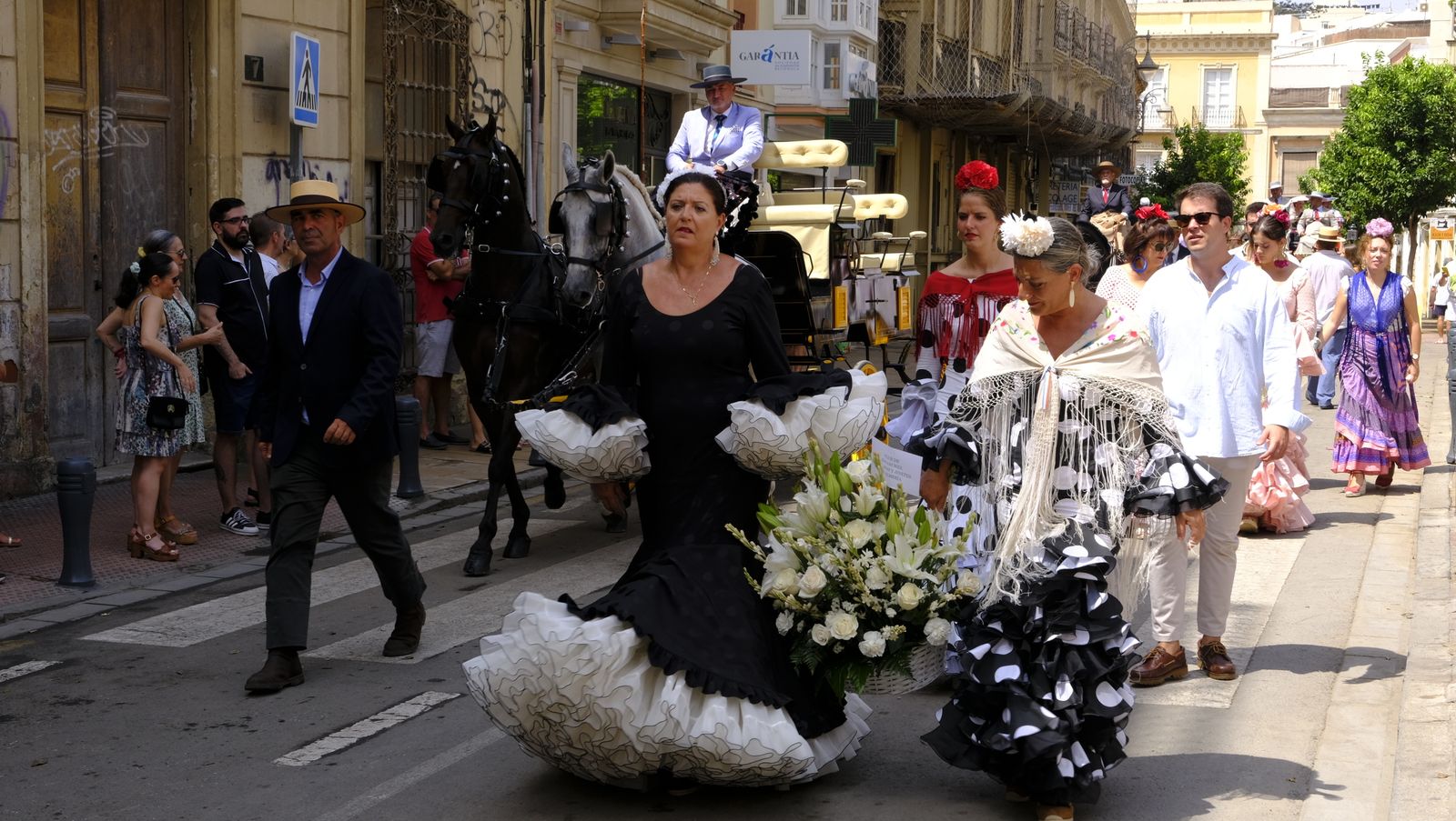 La ofrenda a la Virgen del Mar en imágenes