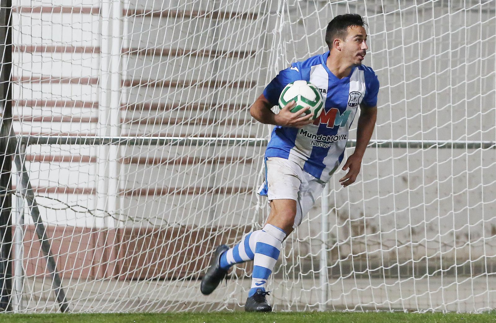 Imágenes del partido en La Juventud entre el Jerez Industrial y el Trebujena