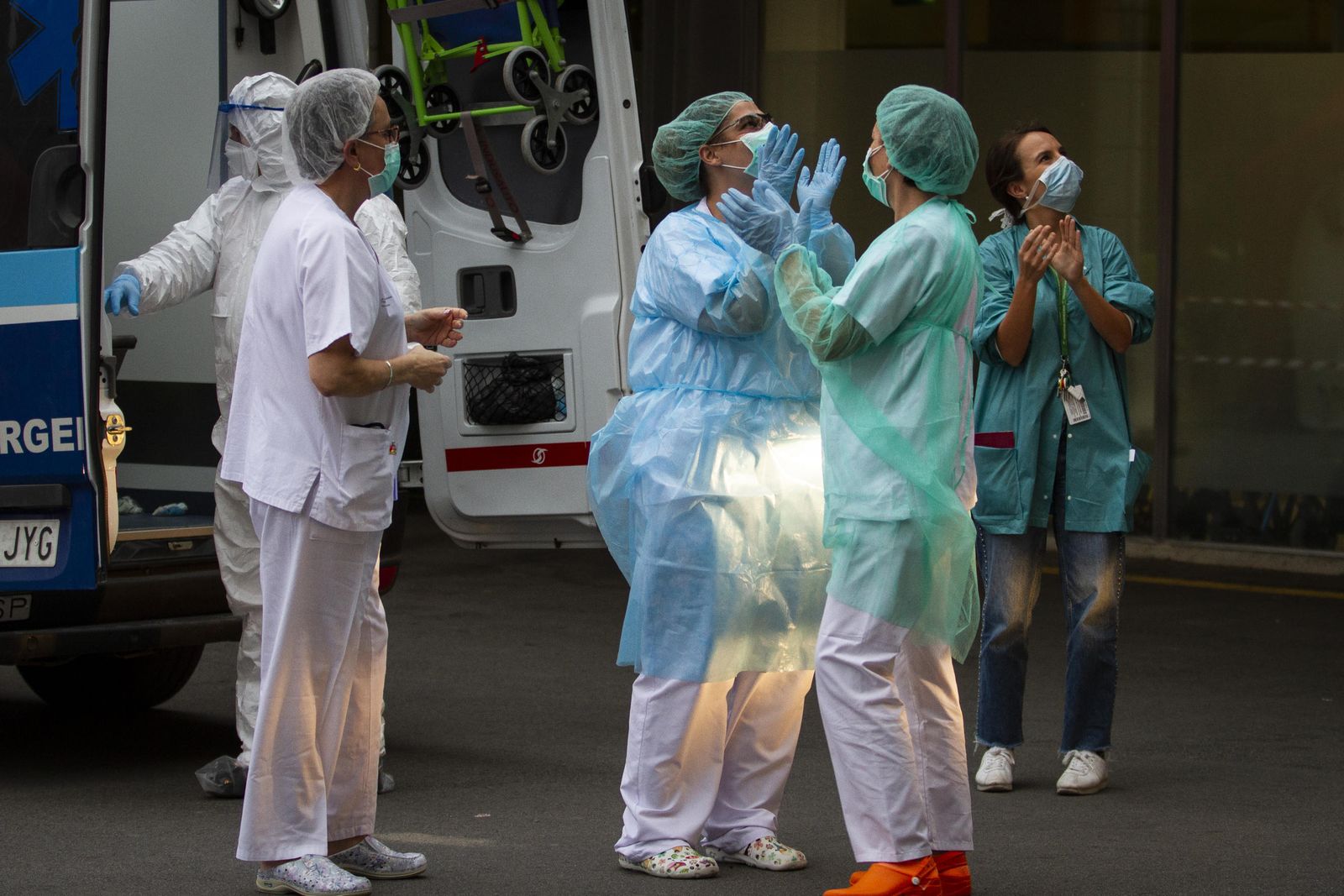 Las enfermeras, las grandes expuestas de la primera línea contra el coronavirus con 194 casos positivos