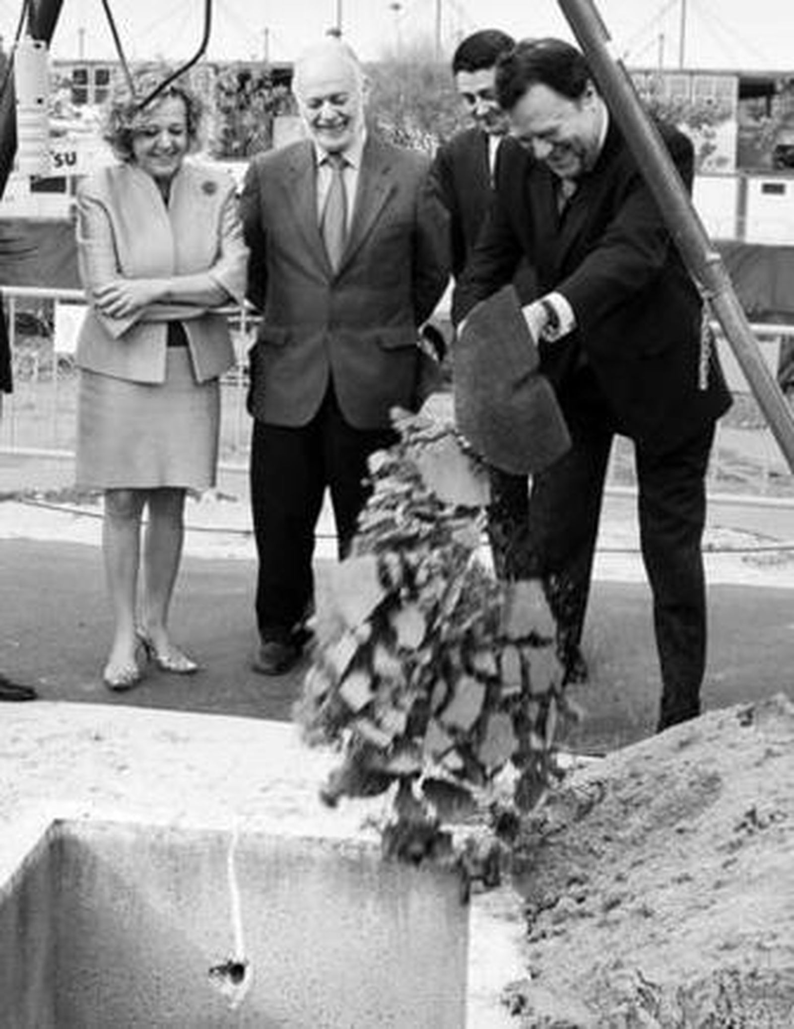 Carmen Rodríguez, Pérez Saldaña, Jerónimo Suárez  y Monteseirín.