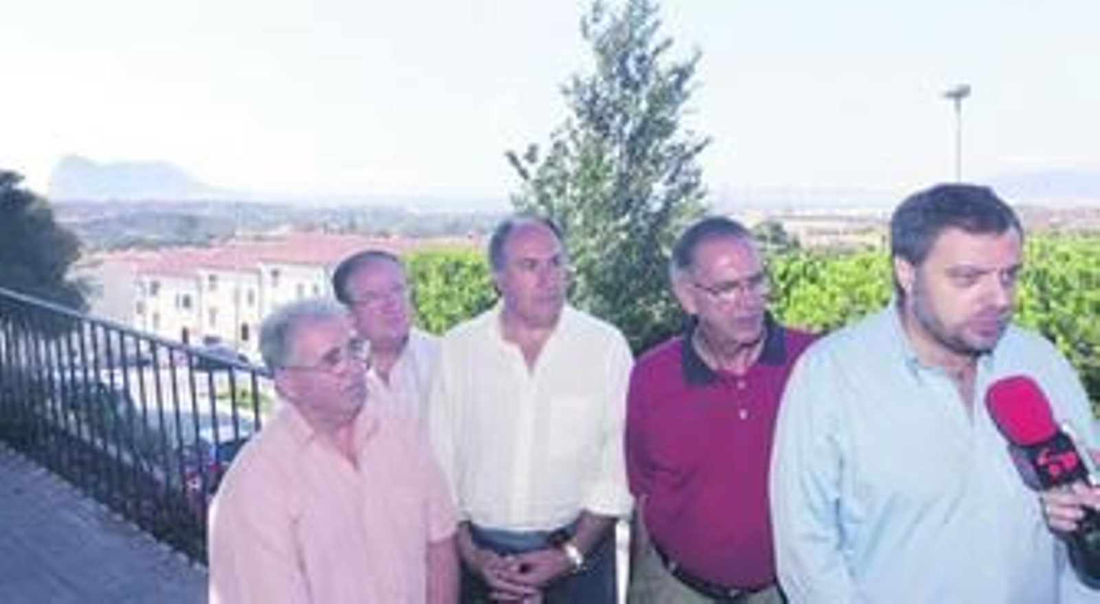 De Arístegui, a la derecha, durante la rueda de prensa ofrecida ayer en San Roque junto a Calero, Cabrera, Landaluce y Palma.