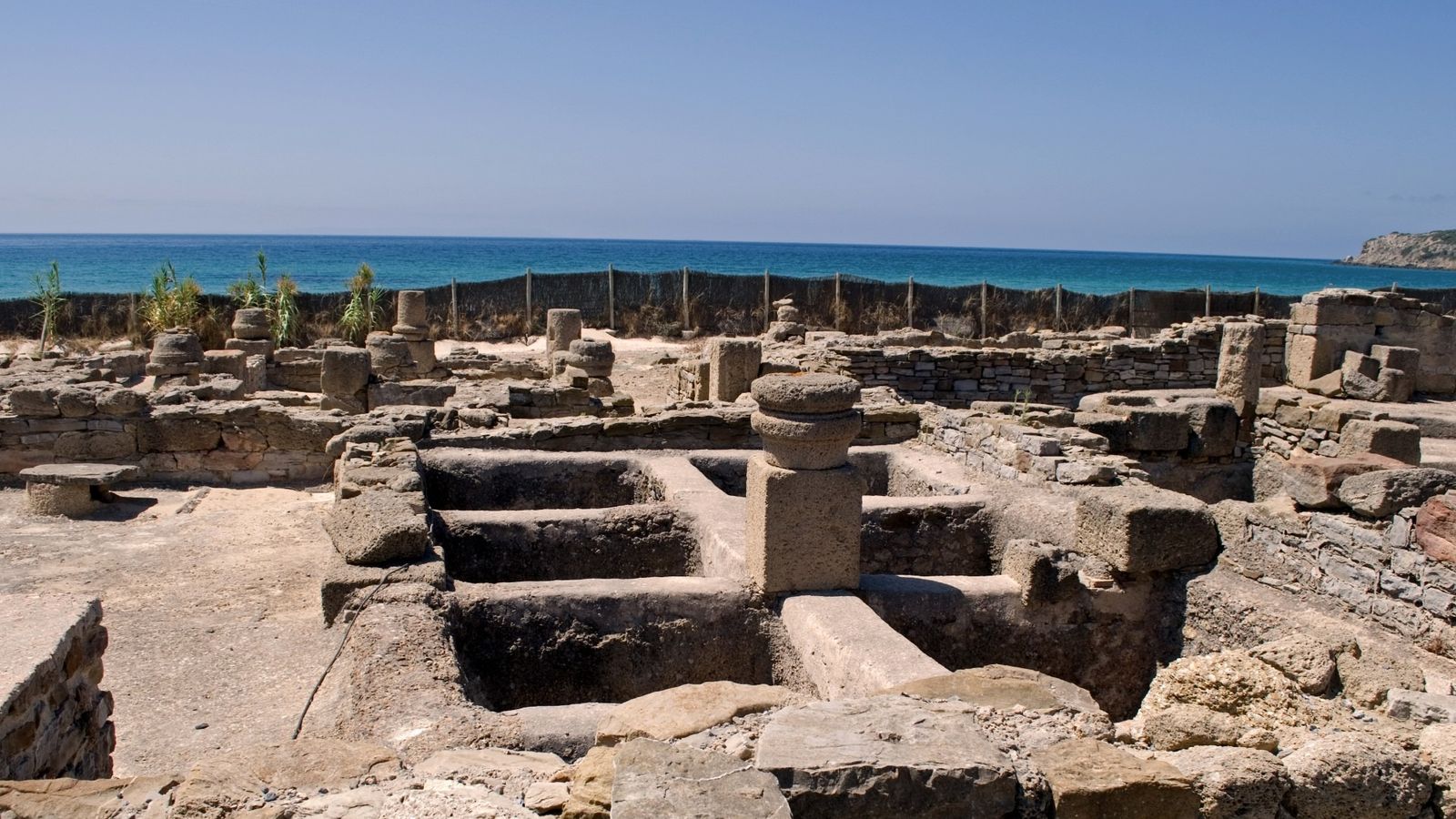 Una de las factorías de salazón de pescado.