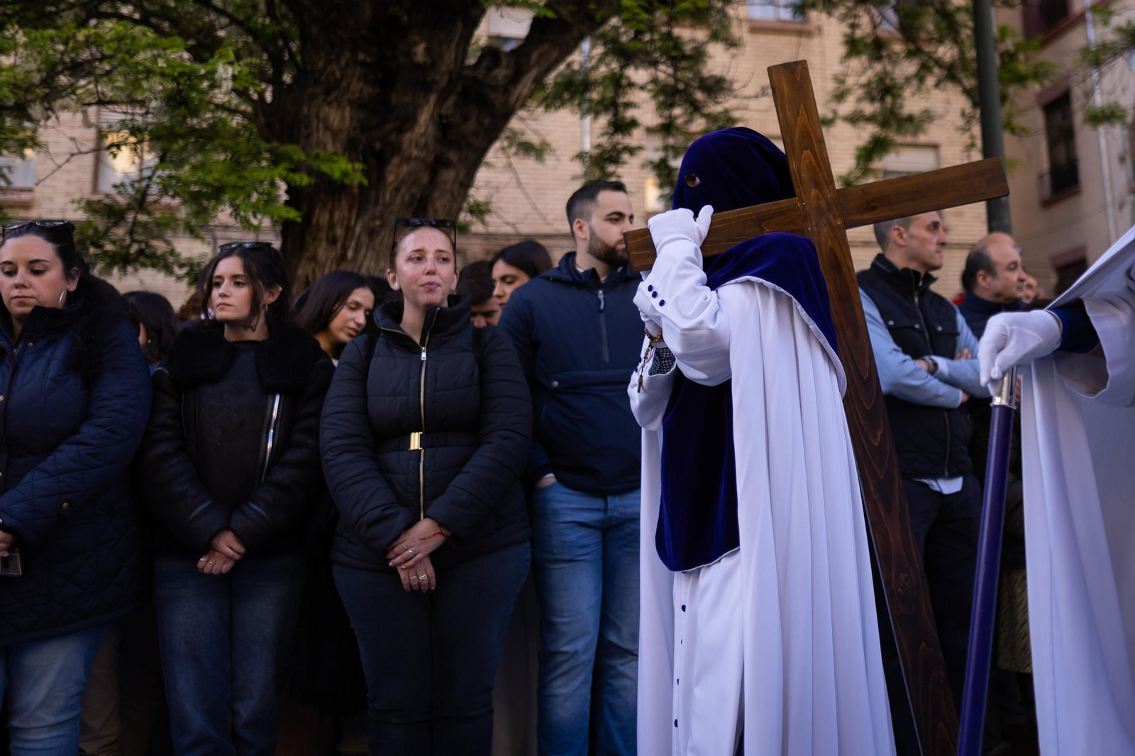 Así vivió granada la salida de la Hermandad del Rosario 2025